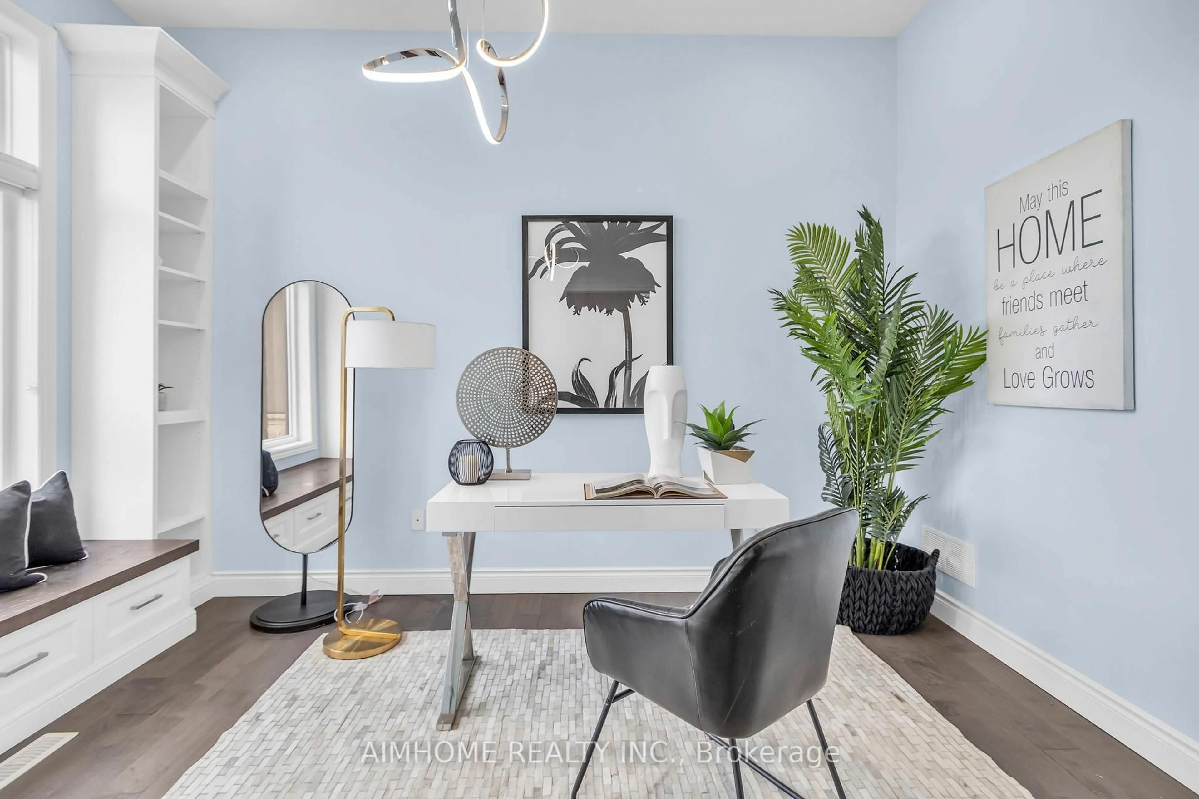 A pic of a room for 2668 Kains Rd, London South Ontario N6K 0K9