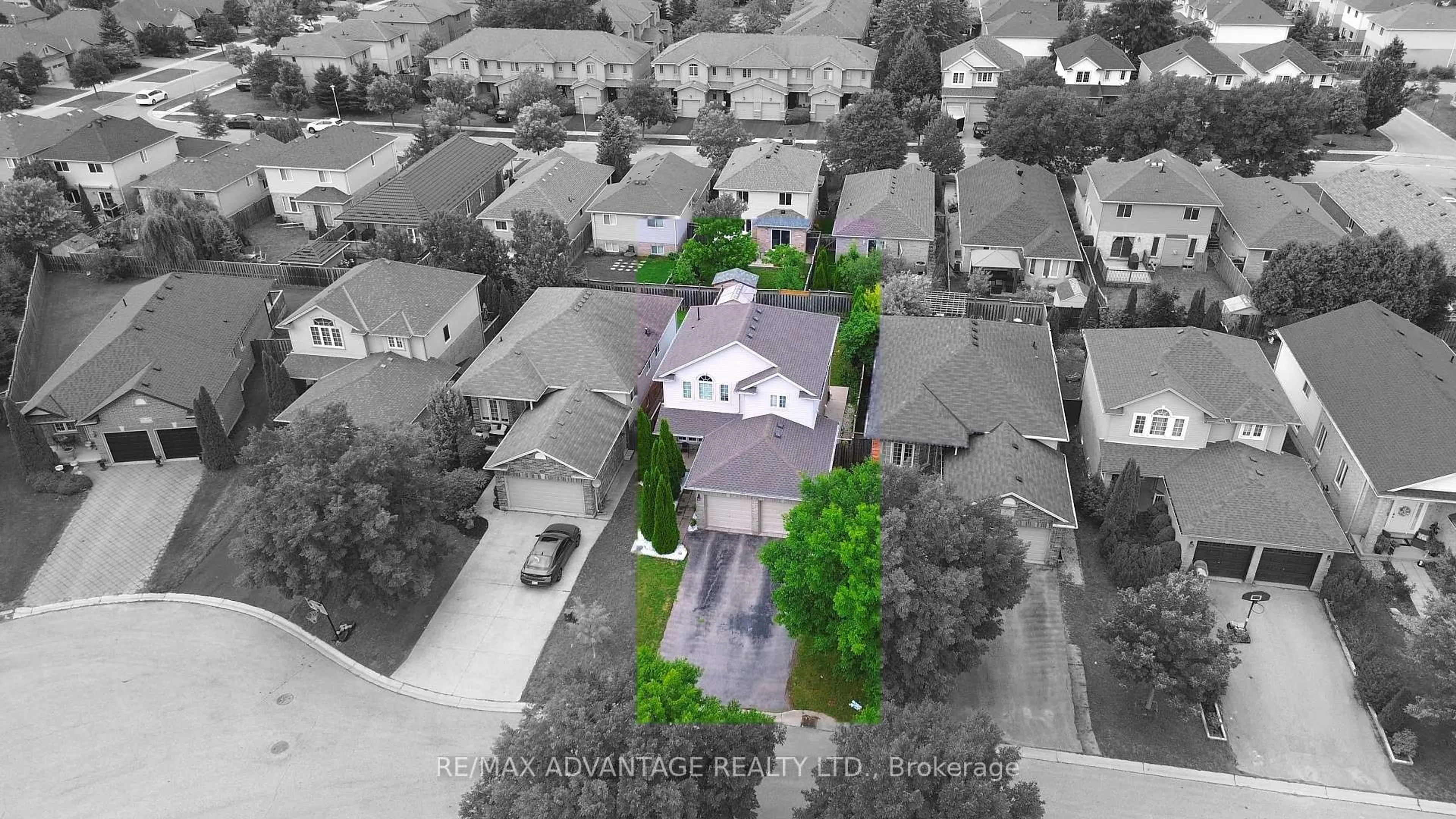A pic from outside/outdoor area/front of a property/back of a property/a pic from drone, street for 816 Wild Rose Lane, London North Ontario N6H 5X4