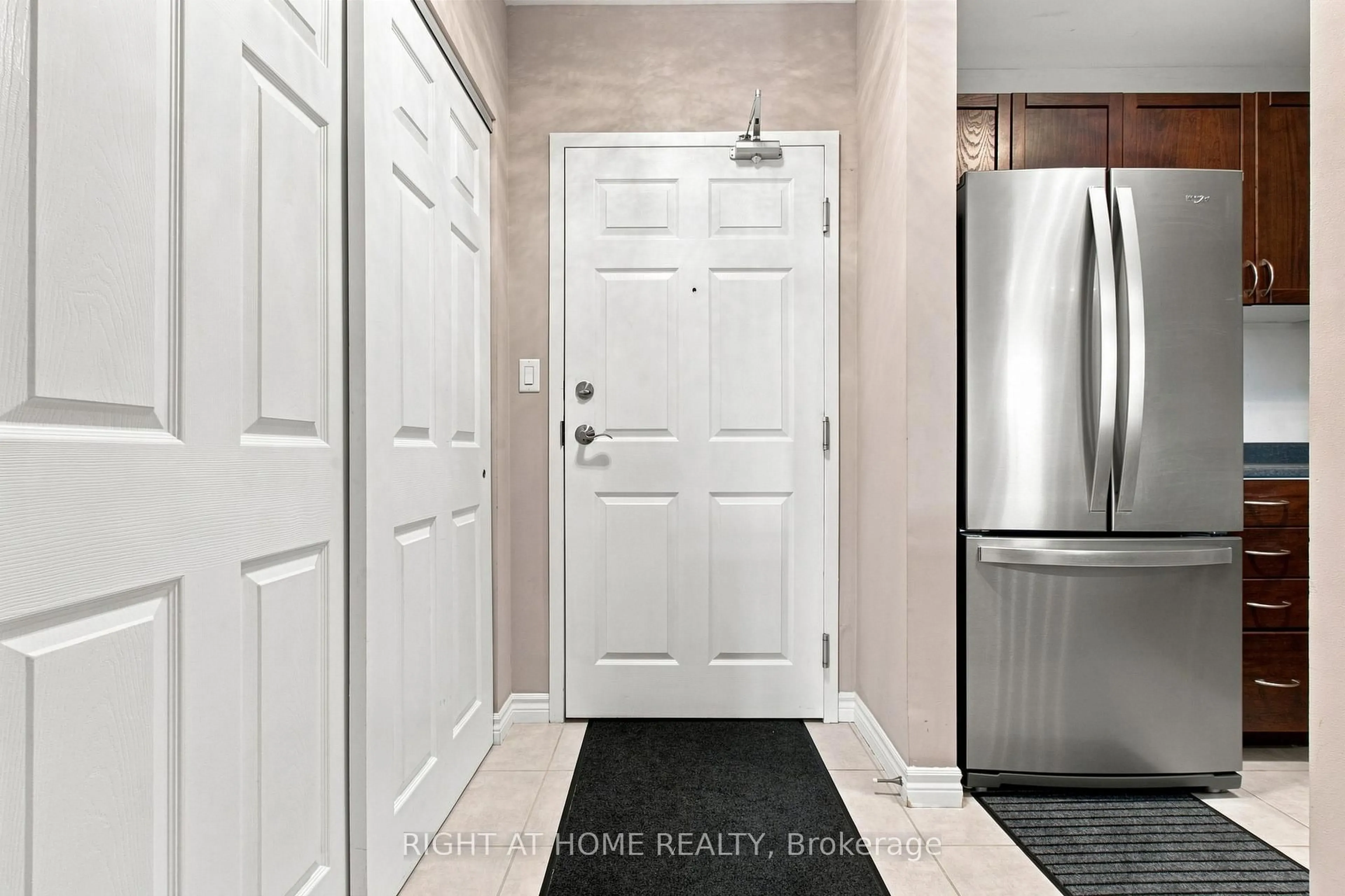Indoor entryway for 2 Colonial Dr #201, Guelph Ontario N1L 0K8