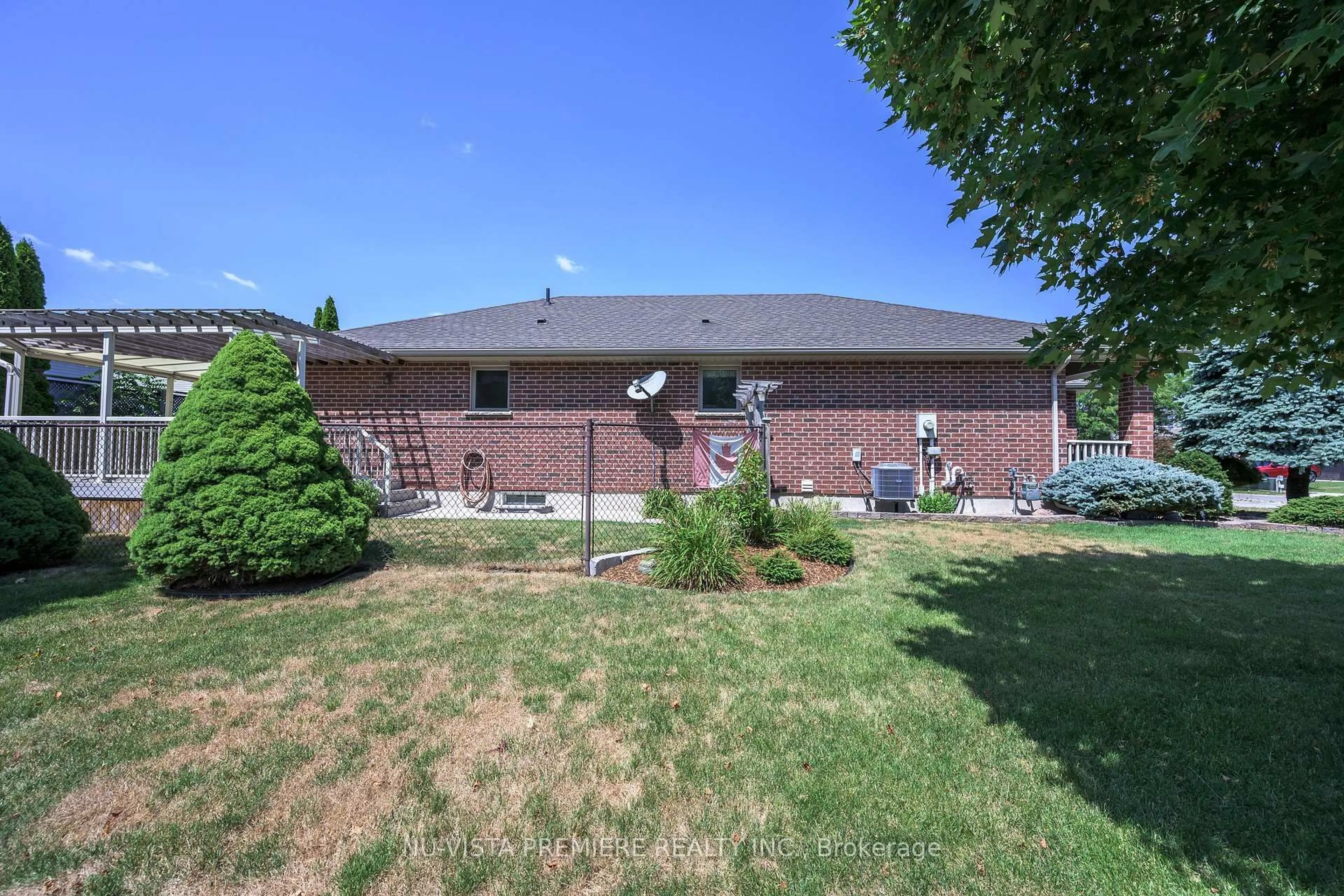 Unknown for 1616 Blackmaple Cres, London East Ontario N5Y 6L7