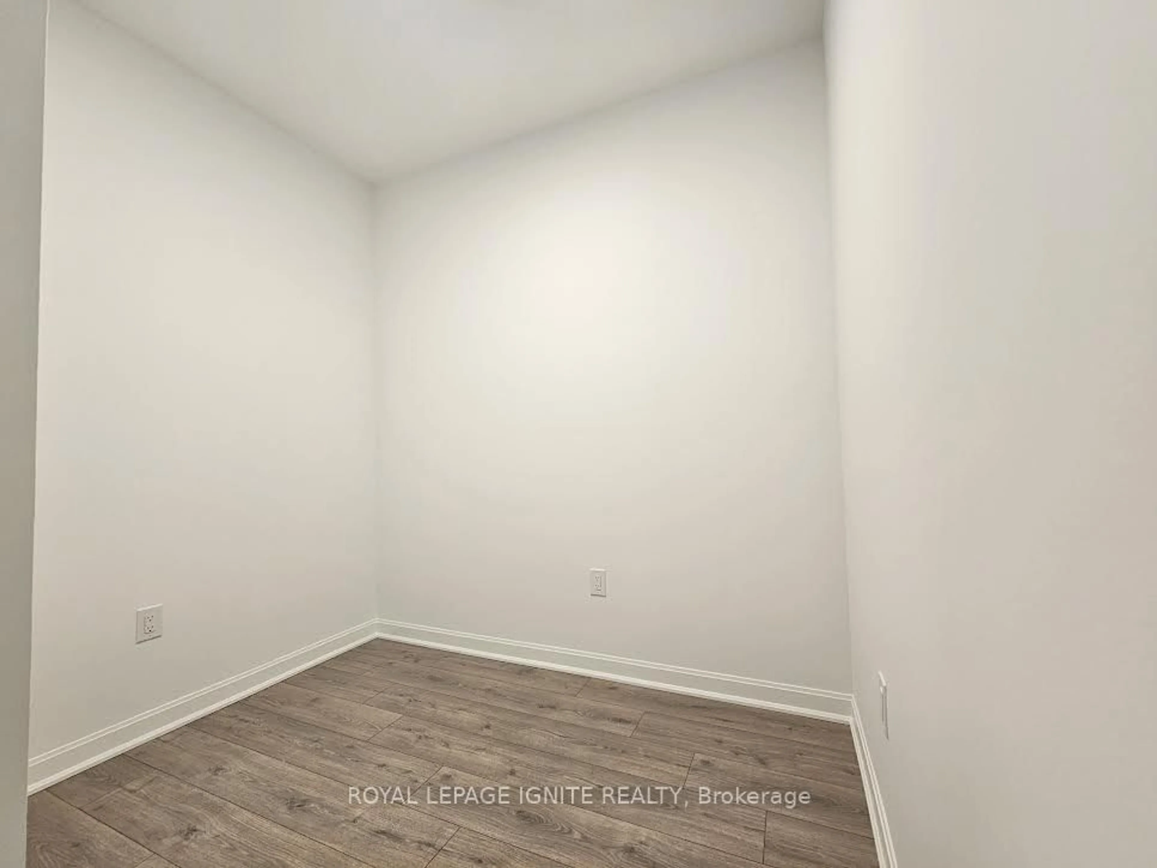 A pic of a room for 223 Princess St #529, Kingston Ontario K7L 0G8