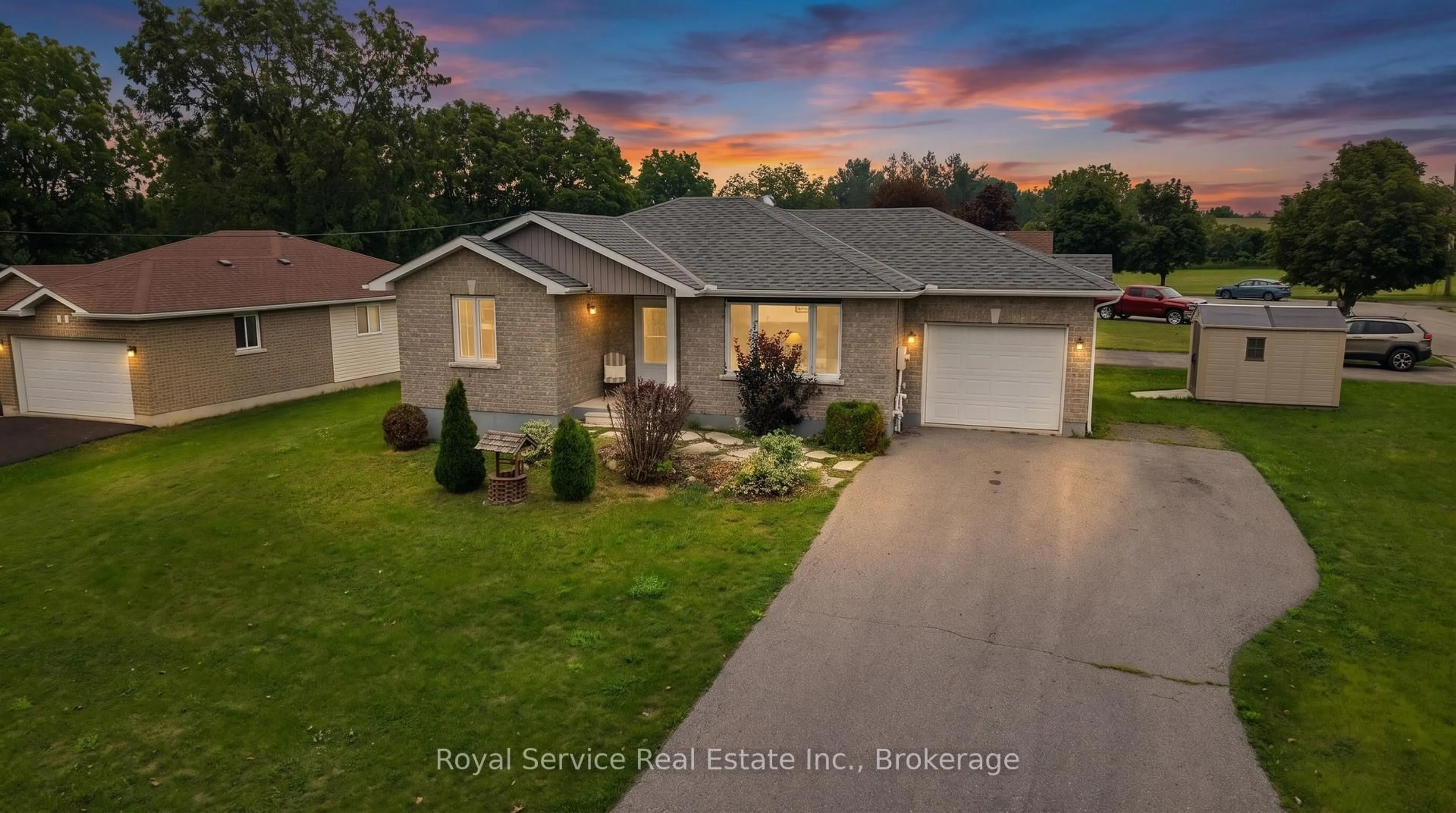 A pic from outside/outdoor area/front of a property/back of a property/a pic from drone, water/lake/river/ocean view for 10 Jane's Crt, Cramahe Ontario K0K 1S0