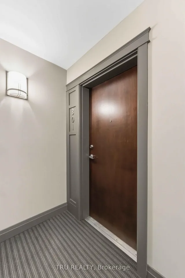 755 Beauparc Private #301, Ottawa 4