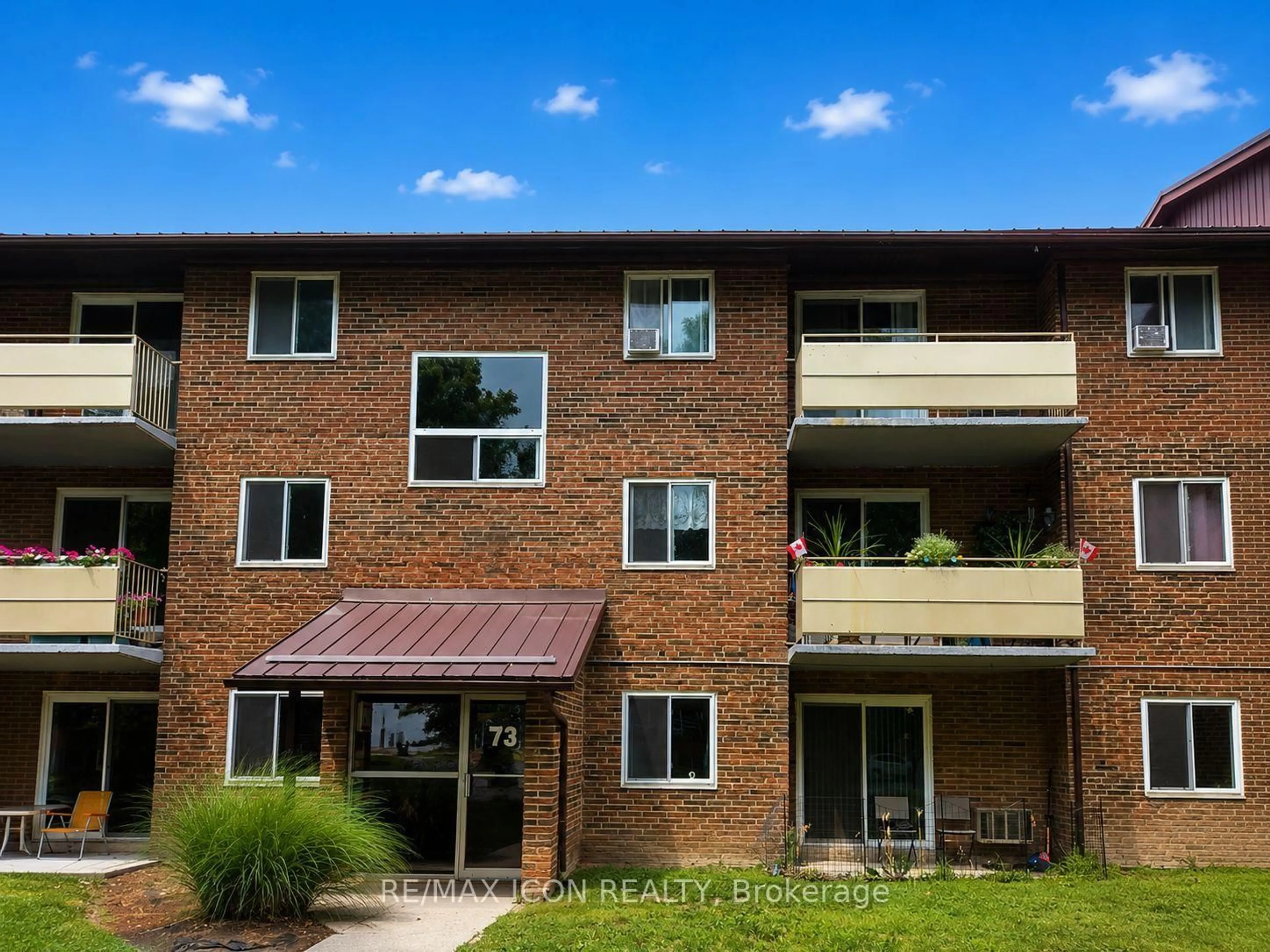 Home with brick exterior material, building for 73 Baldoon Rd #20, Chatham-Kent Ontario N8A 4K9