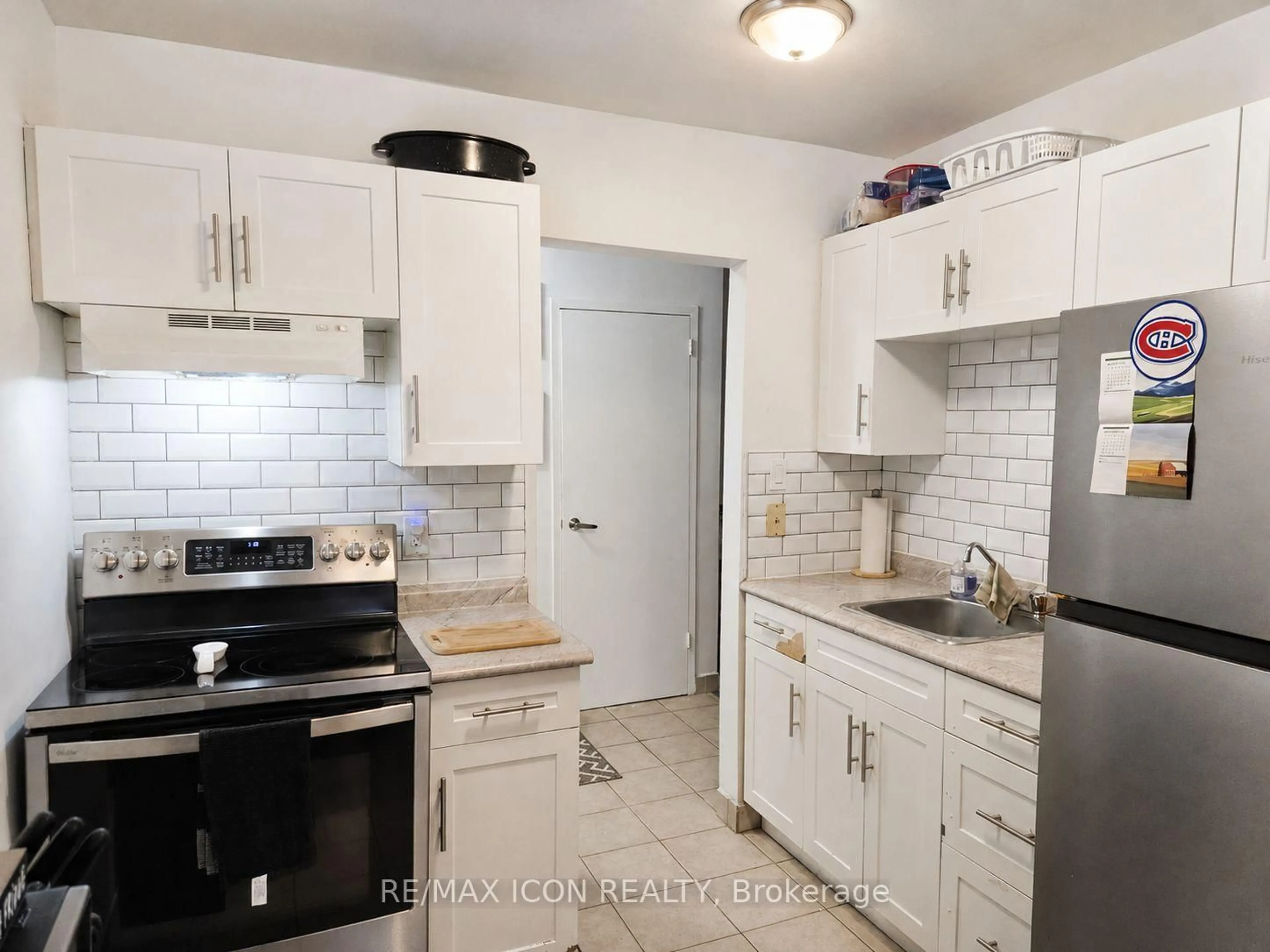 Standard kitchen, ceramic/tile floor for 73 Baldoon Rd #20, Chatham-Kent Ontario N8A 4K9