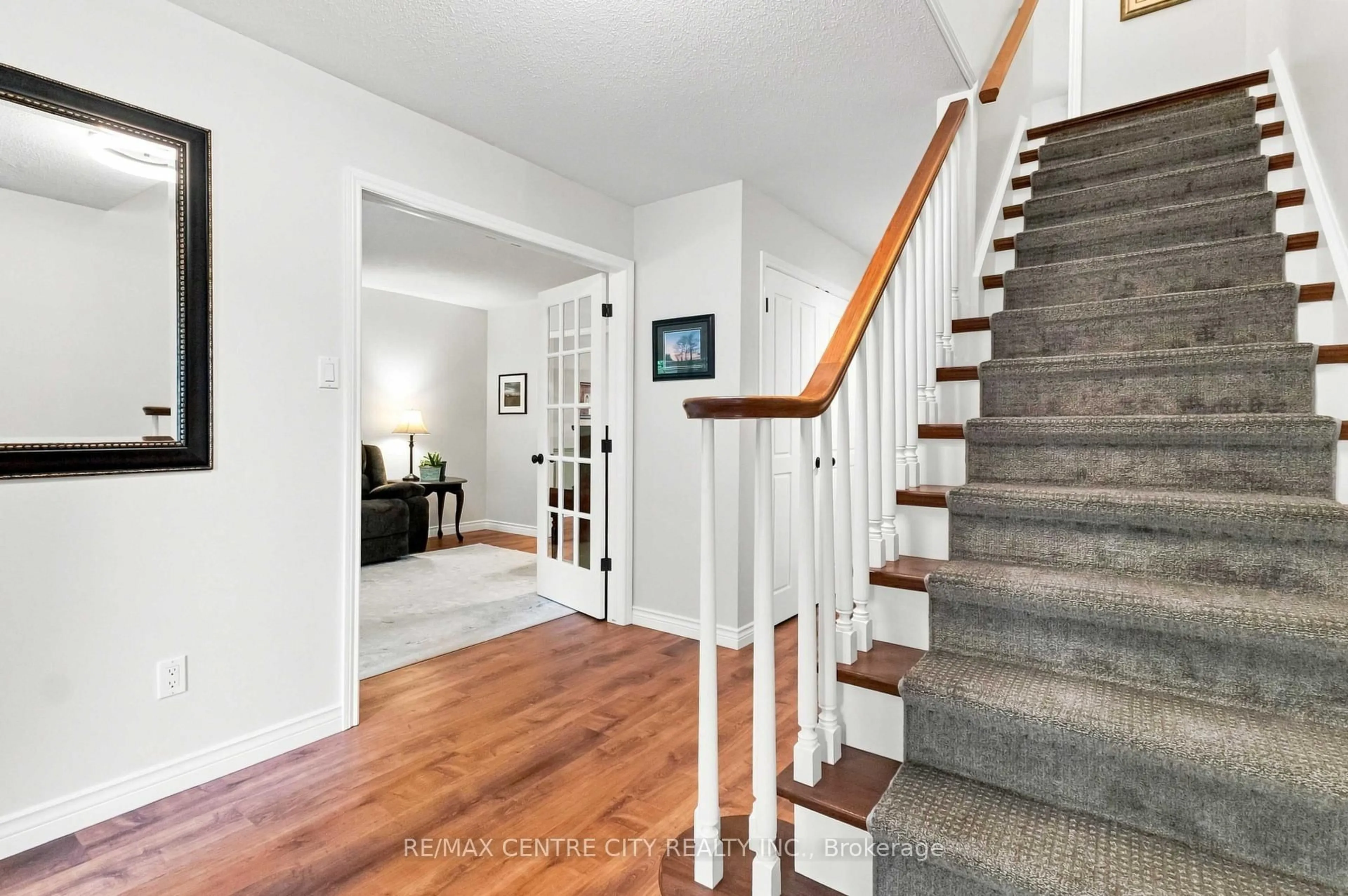 Unknown for 194 Whisperwood Ave, London South Ontario N6K 4C8
