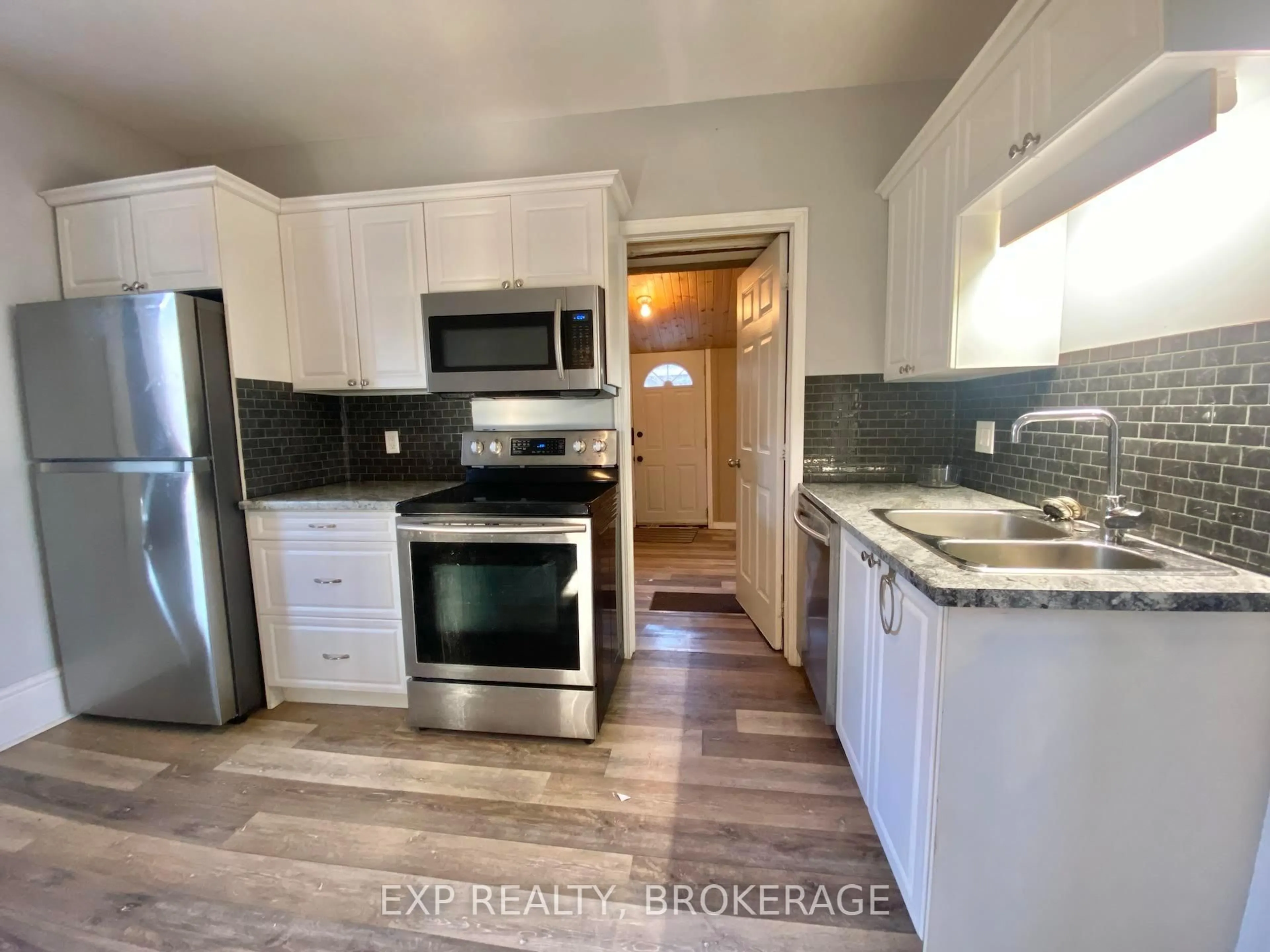 Open concept kitchen, unknown for 912 PURDY MILLS Rd, Kingston Ontario K7M 3M9