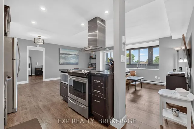 2 MOWAT Ave #202, Kingston 3