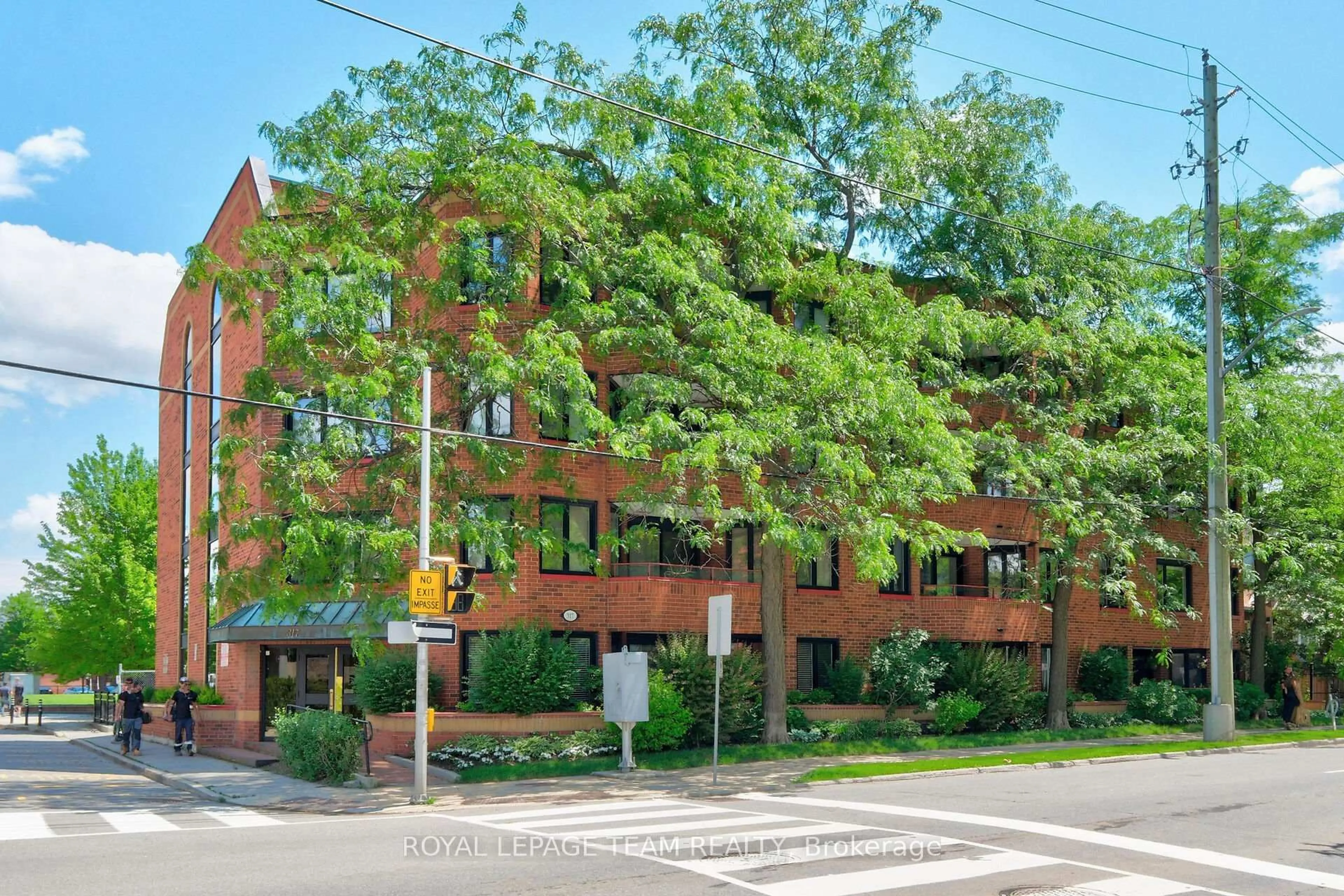 Home with brick exterior material, street for 317 Metcalfe St #302, Ottawa Ontario K2P 1S3