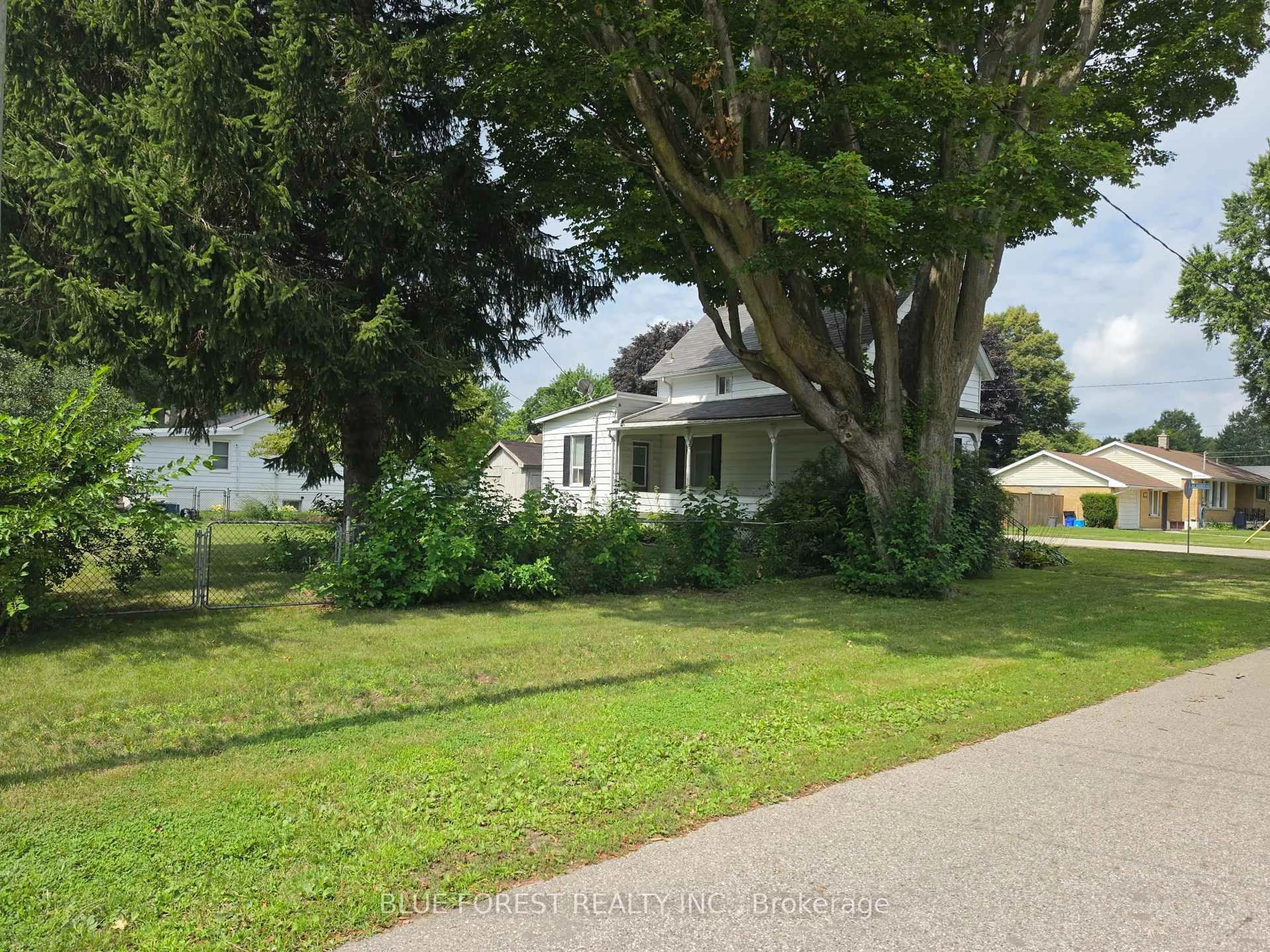 A pic from outside/outdoor area/front of a property/back of a property/a pic from drone, street for 248 Ridout St, West Elgin Ontario N0L 2C0