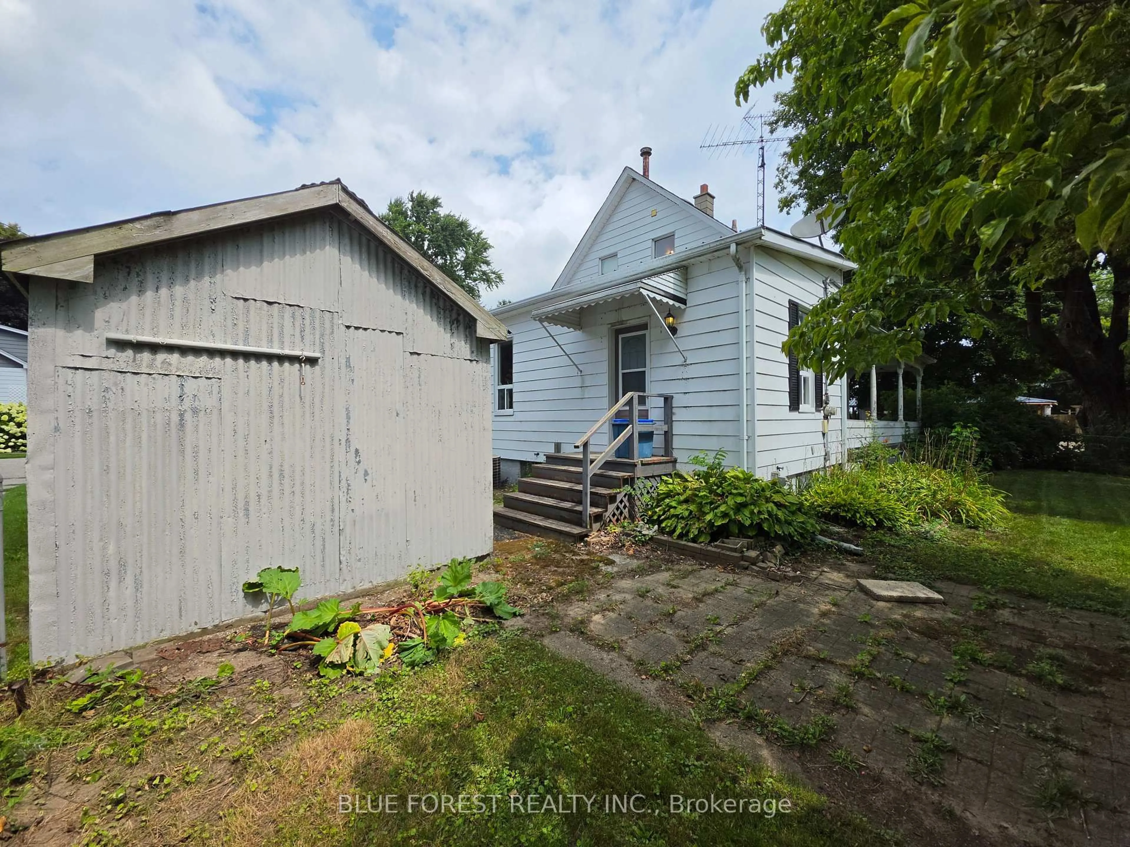 Shed for 248 Ridout St, West Elgin Ontario N0L 2C0