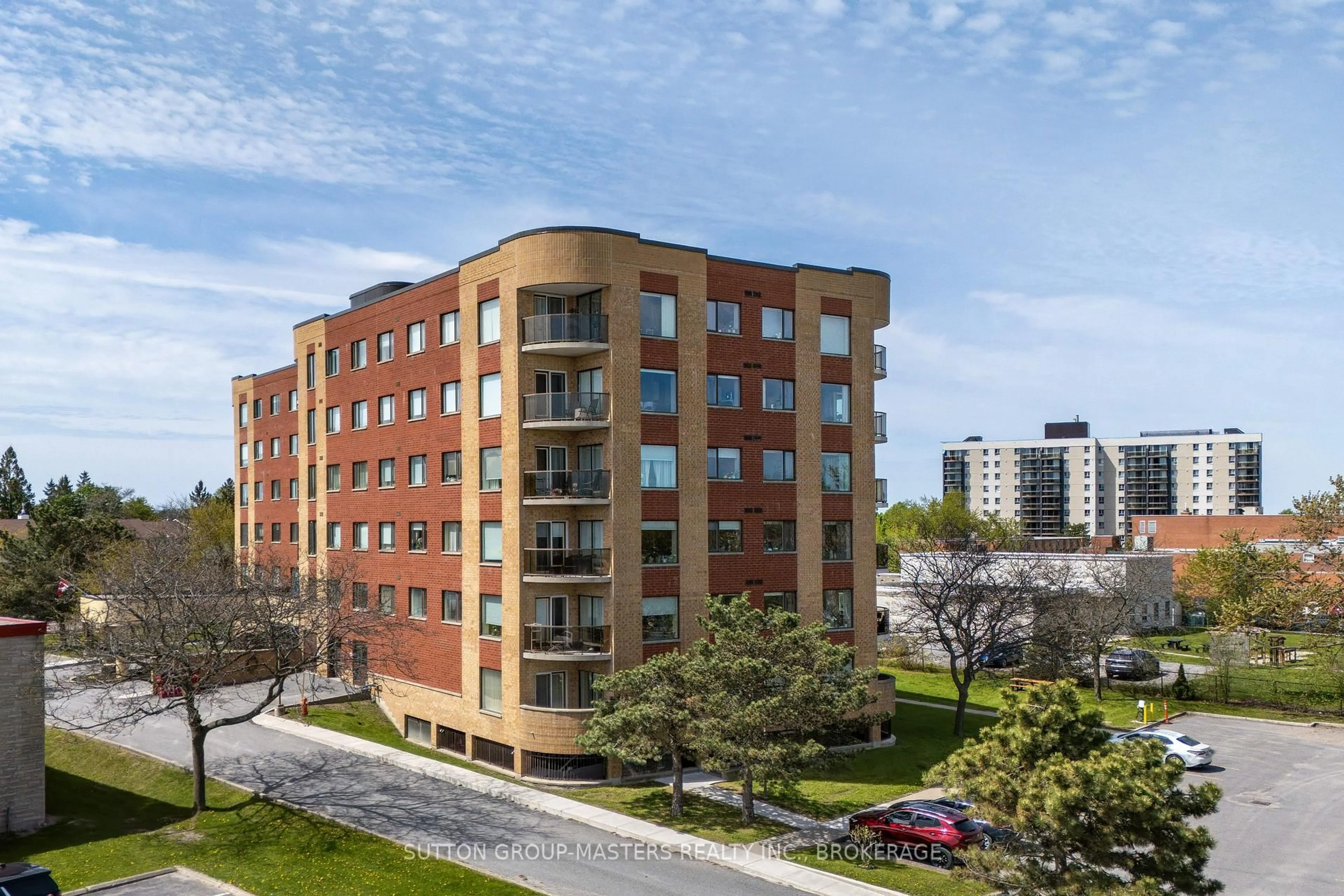 A pic from outside/outdoor area/front of a property/back of a property/a pic from drone, building for 130 Wright Cres #204, Kingston Ontario K7L 5R1