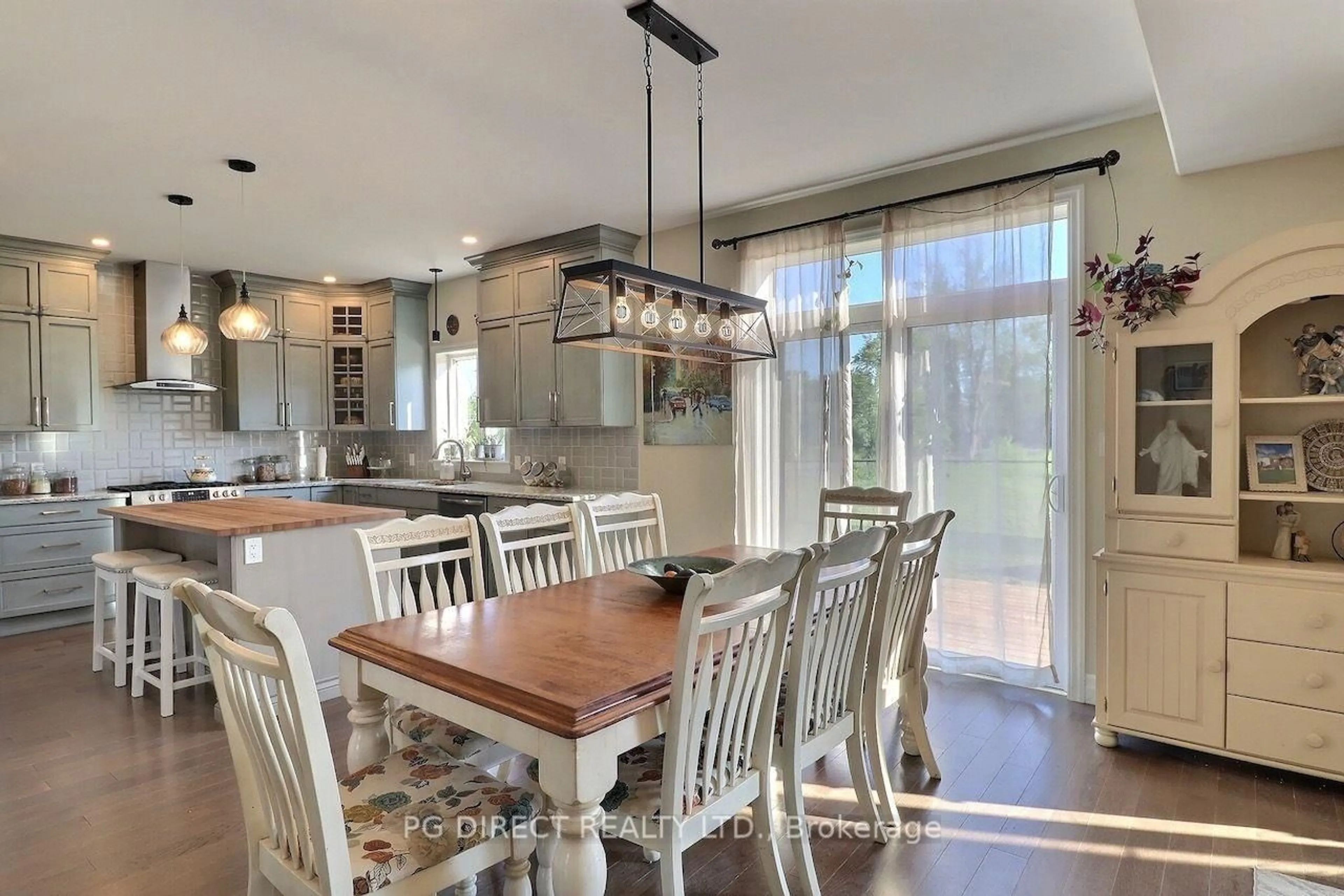 Open concept kitchen, unknown for 196 Cherrywood Pkwy, Greater Napanee Ontario K7R 2B9