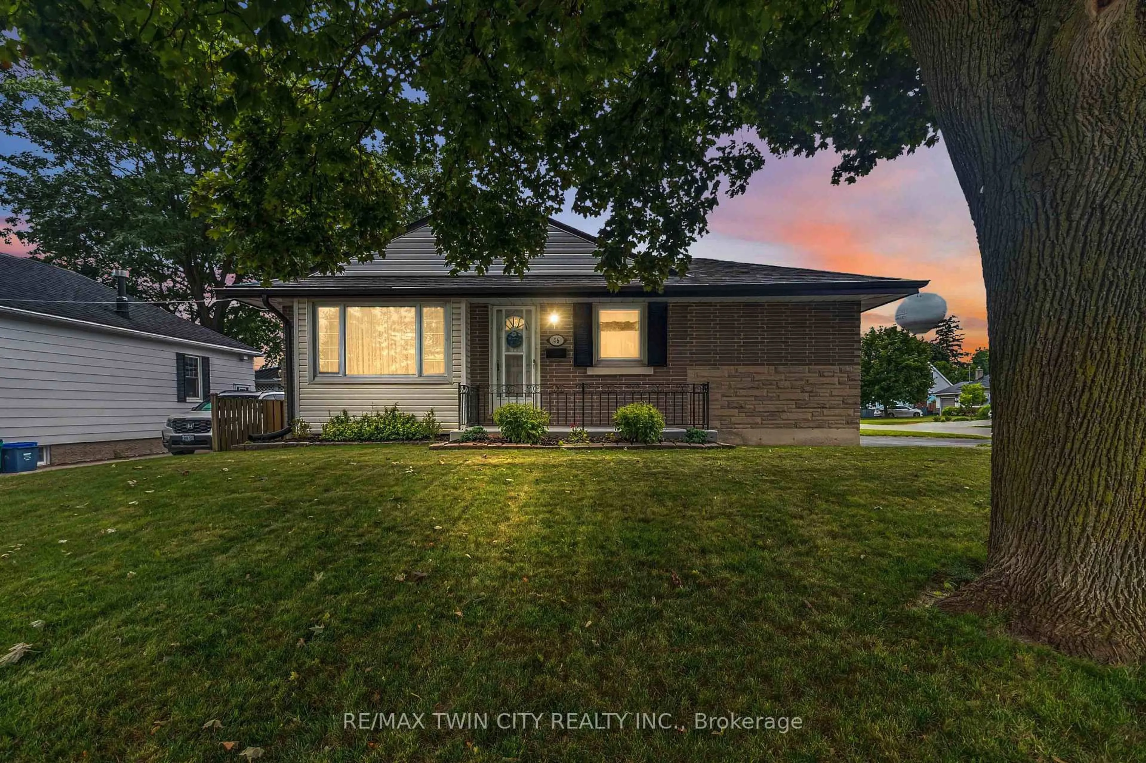 Unknown for 46 Fairview Dr, Brantford Ontario N3R 2W7