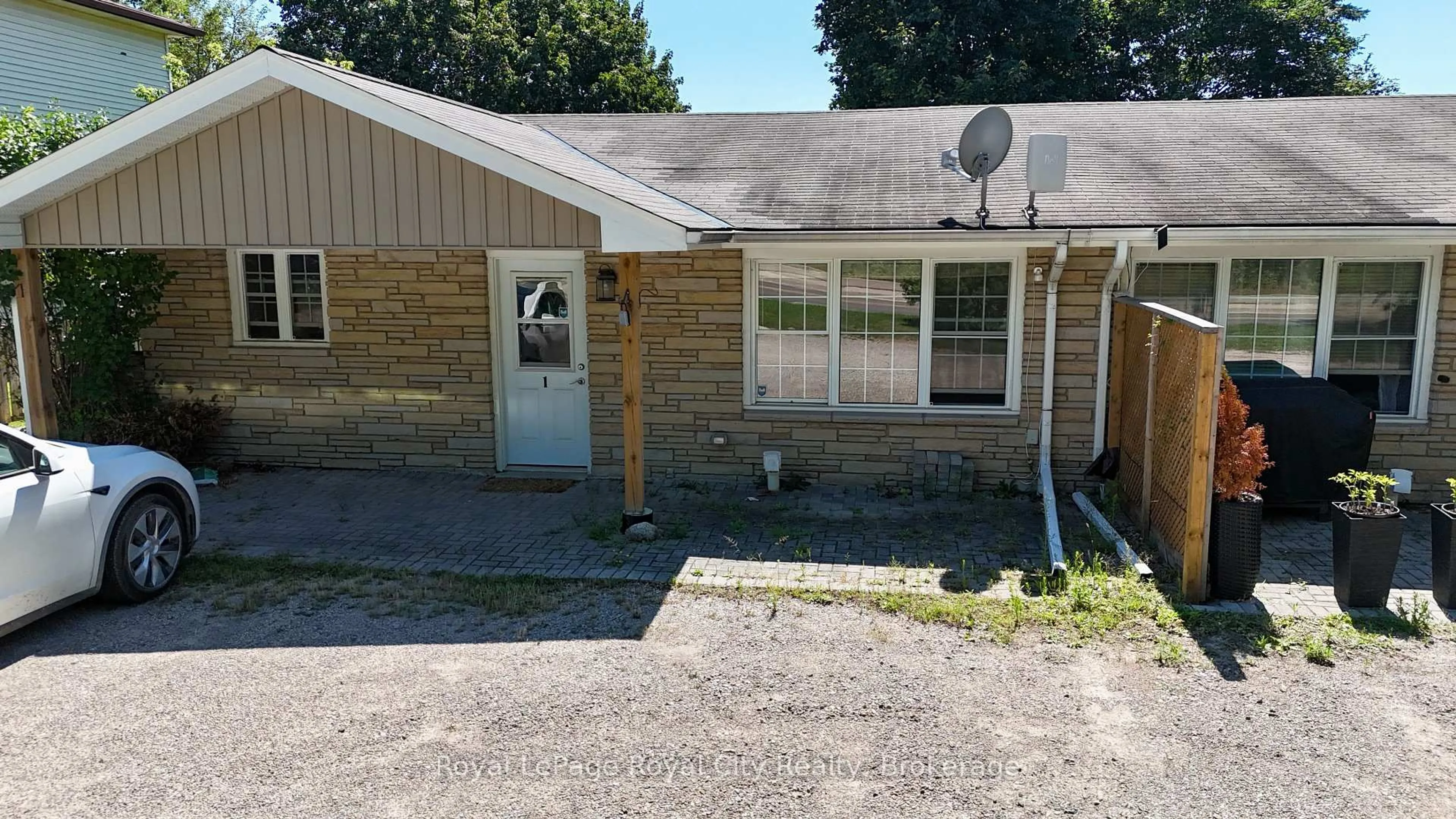Unknown for 405 Main St, Guelph/Eramosa Ontario N0B 2K0