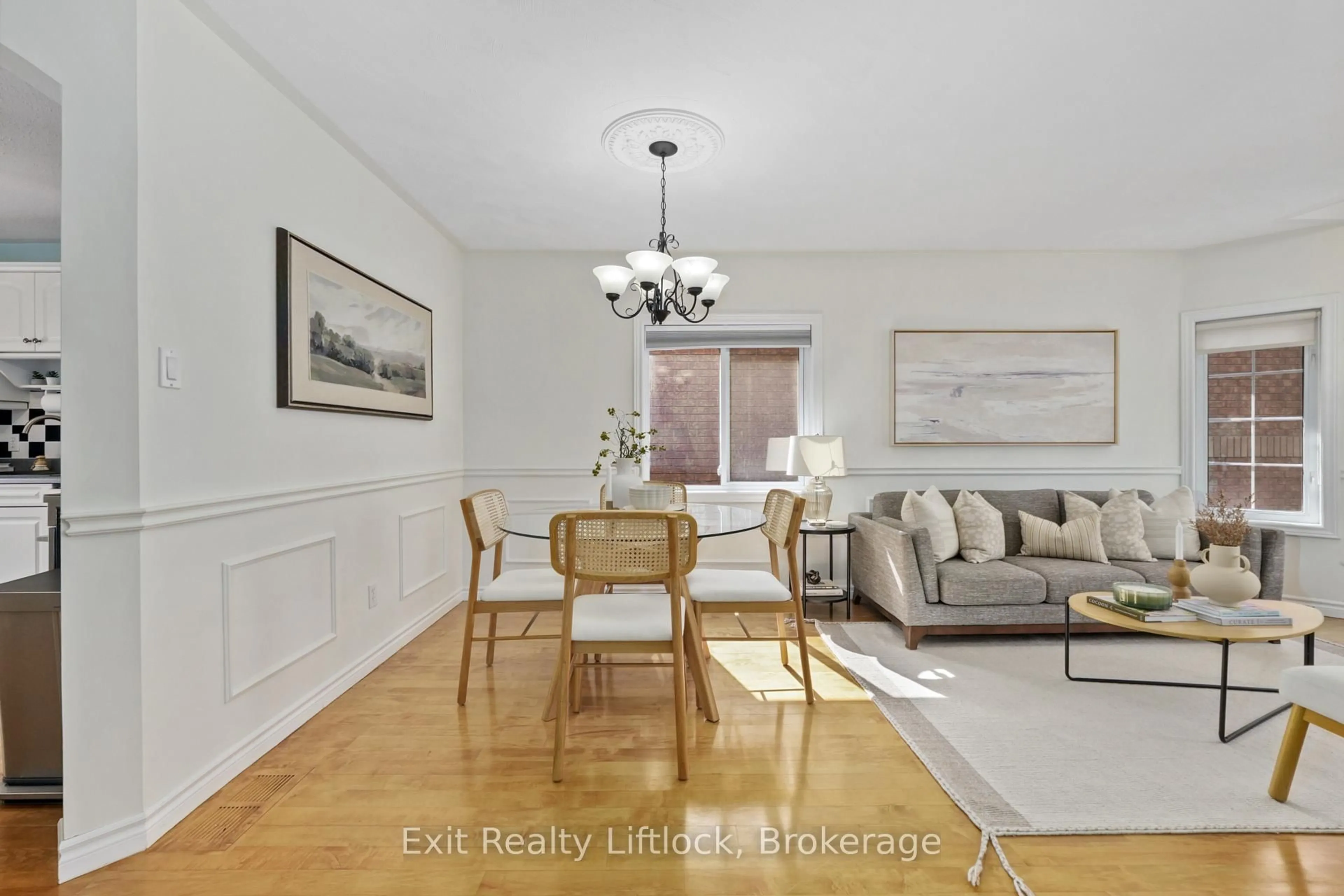 Dining room, wood/laminate floor for 121 Haden Ave, Peterborough Ontario K9H 7P6