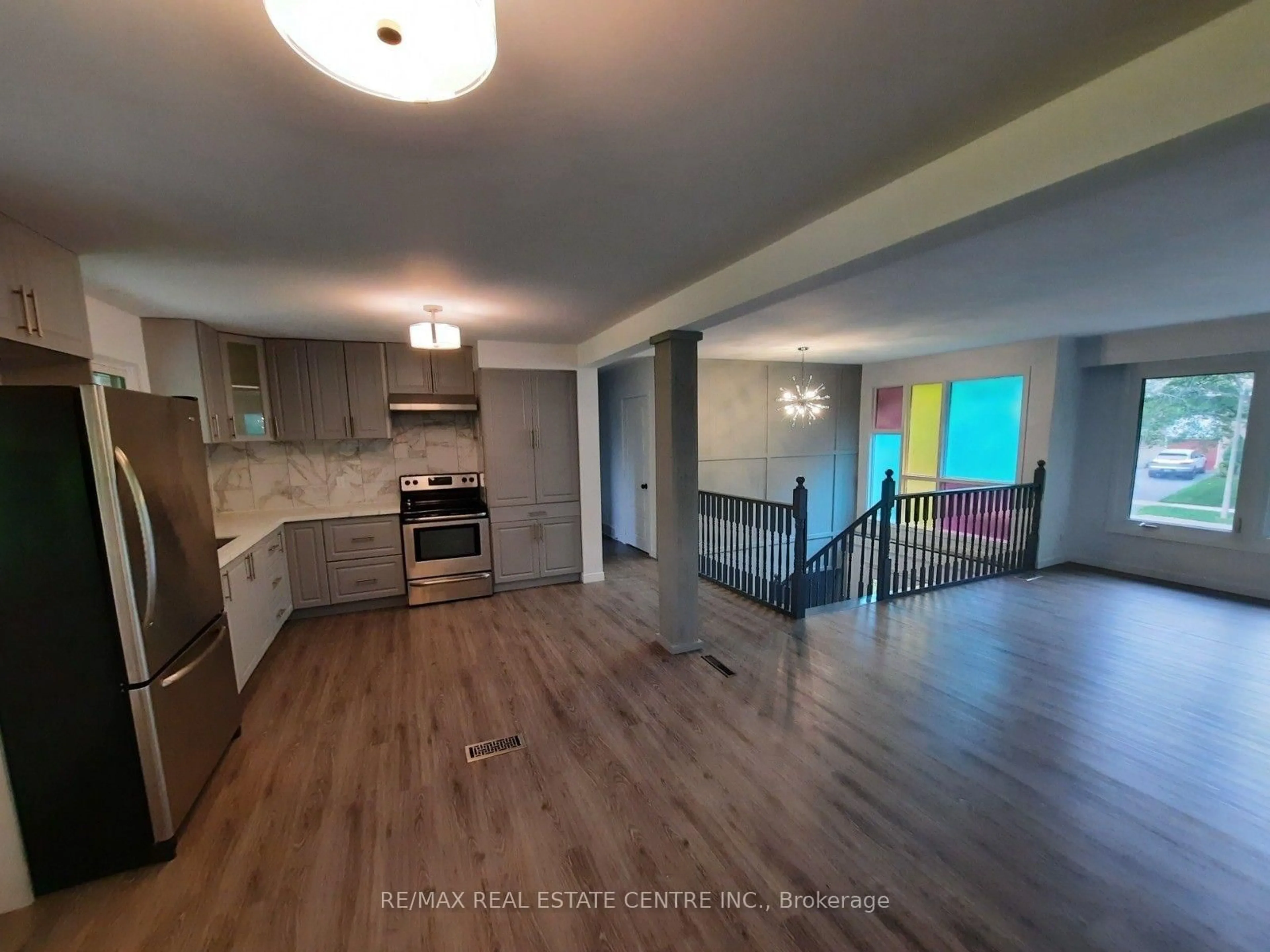 Open concept kitchen, unknown for 391 Tamarack Dr, Waterloo Ontario N2L 4G7