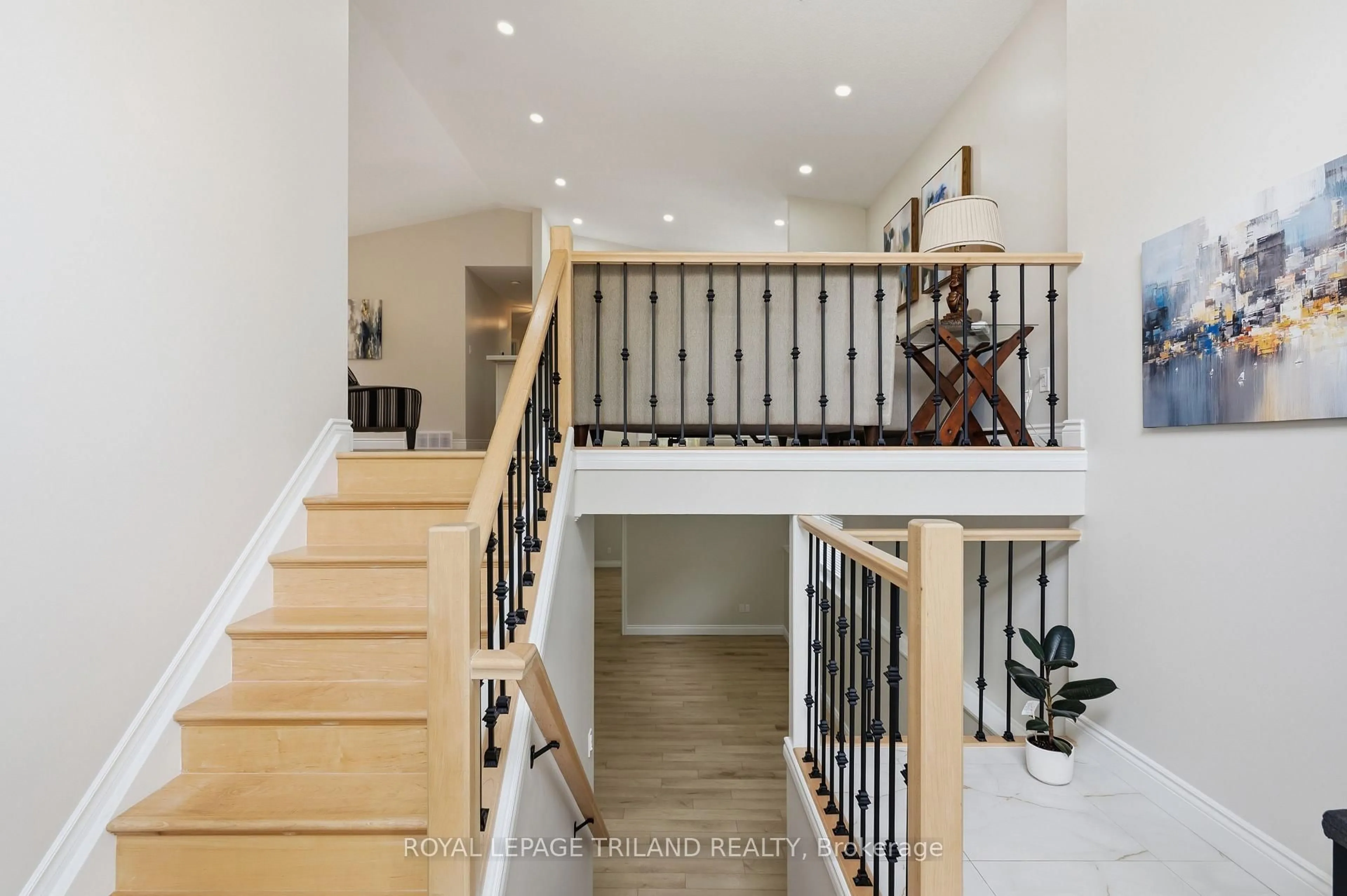 Unknown for 74 Kennedy Pl, London East Ontario N5V 4W1