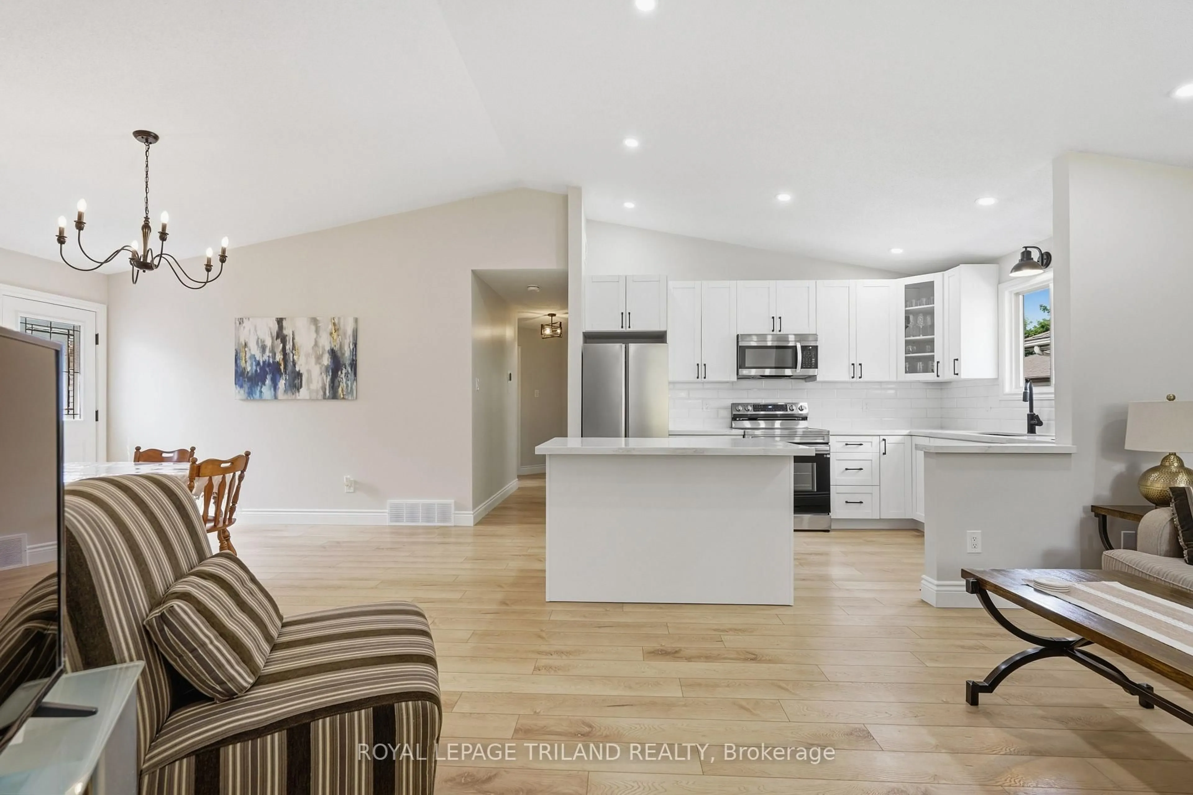 Open concept kitchen, unknown for 74 Kennedy Pl, London East Ontario N5V 4W1