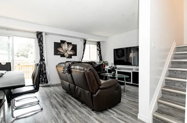 971 Adelaide St #48, London South 5
