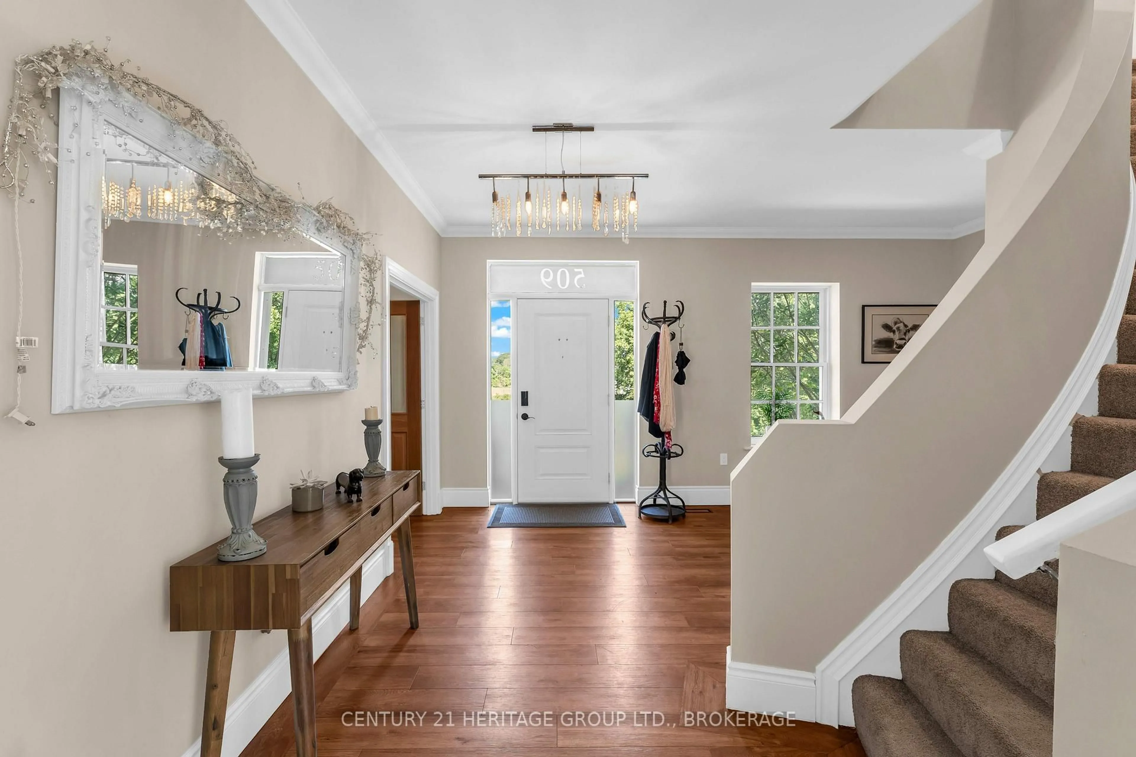 Indoor entryway for 509 Maple Lawn Dr, Kingston Ontario K0H 1S0