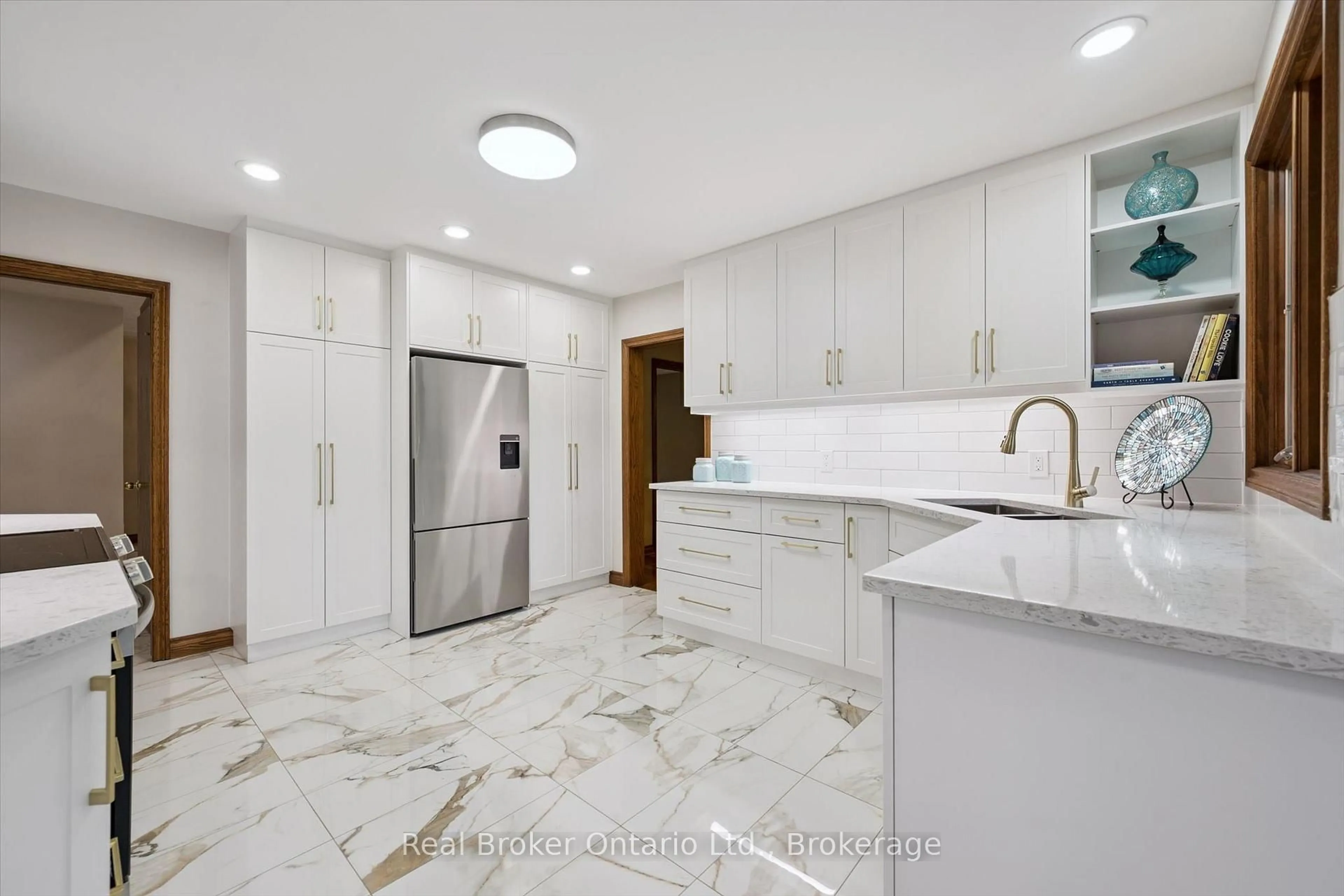Contemporary kitchen, ceramic/tile floor for 32 Sunset Dr, Woolwich Ontario N0B 2V0