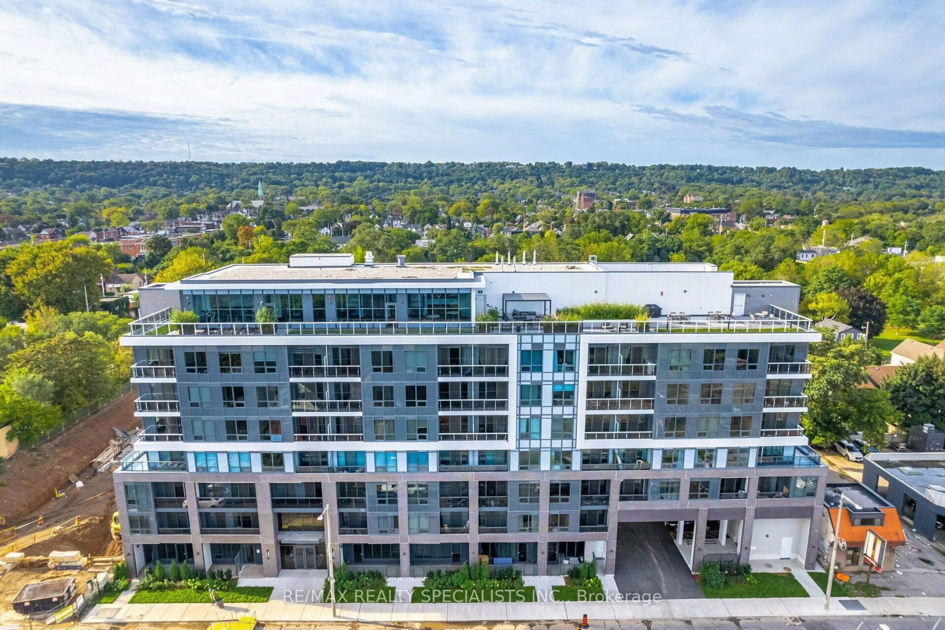 A pic from outside/outdoor area/front of a property/back of a property/a pic from drone, city buildings view from balcony for 415 Main St #703, Hamilton Ontario L8P 1K5