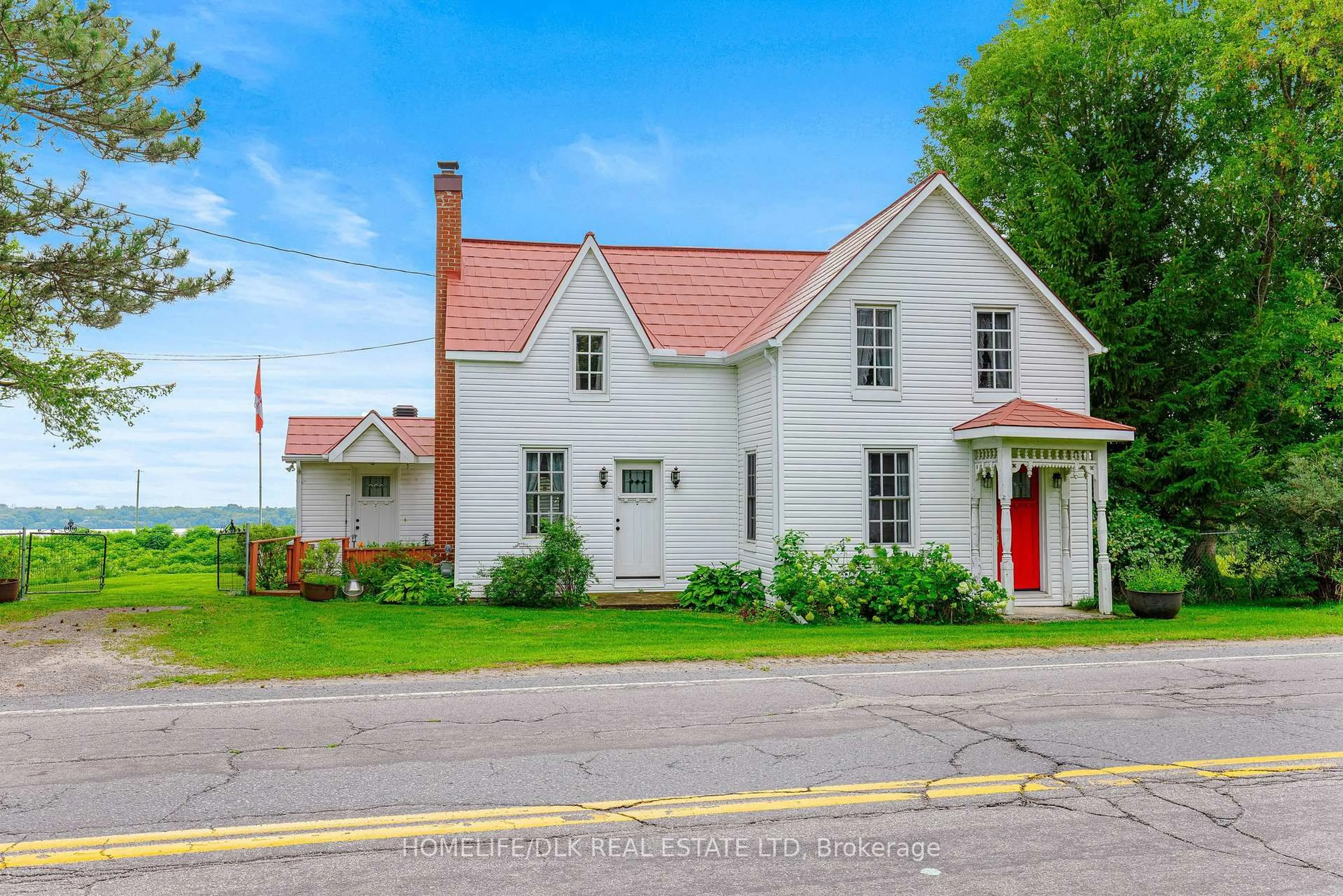 Home with brick exterior material, street for 415 2 Highway, Edwardsburgh/Cardinal Ontario K0E 1E0