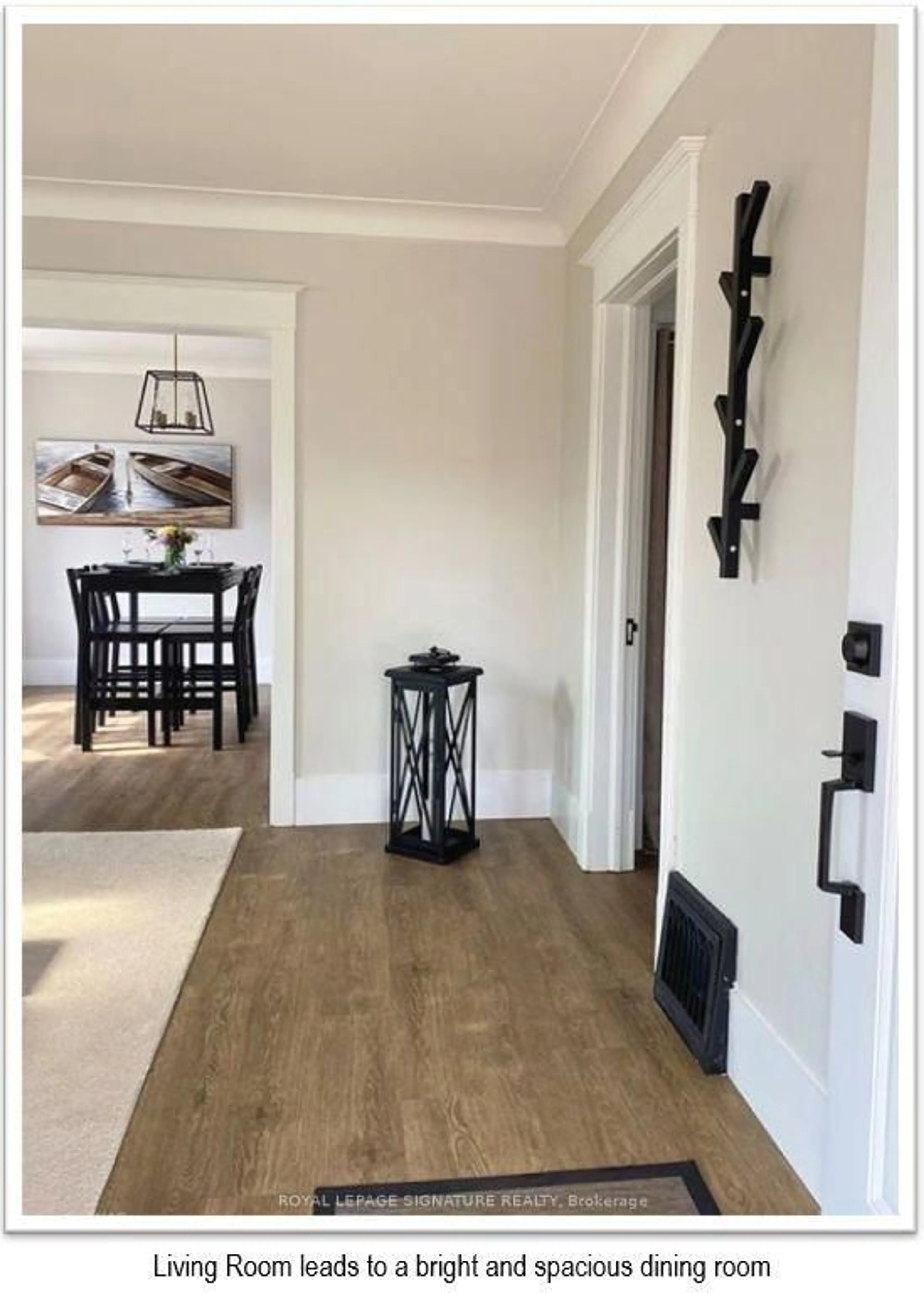 Indoor entryway for 13 Delaware St, St. Catharines Ontario L5M 5L9