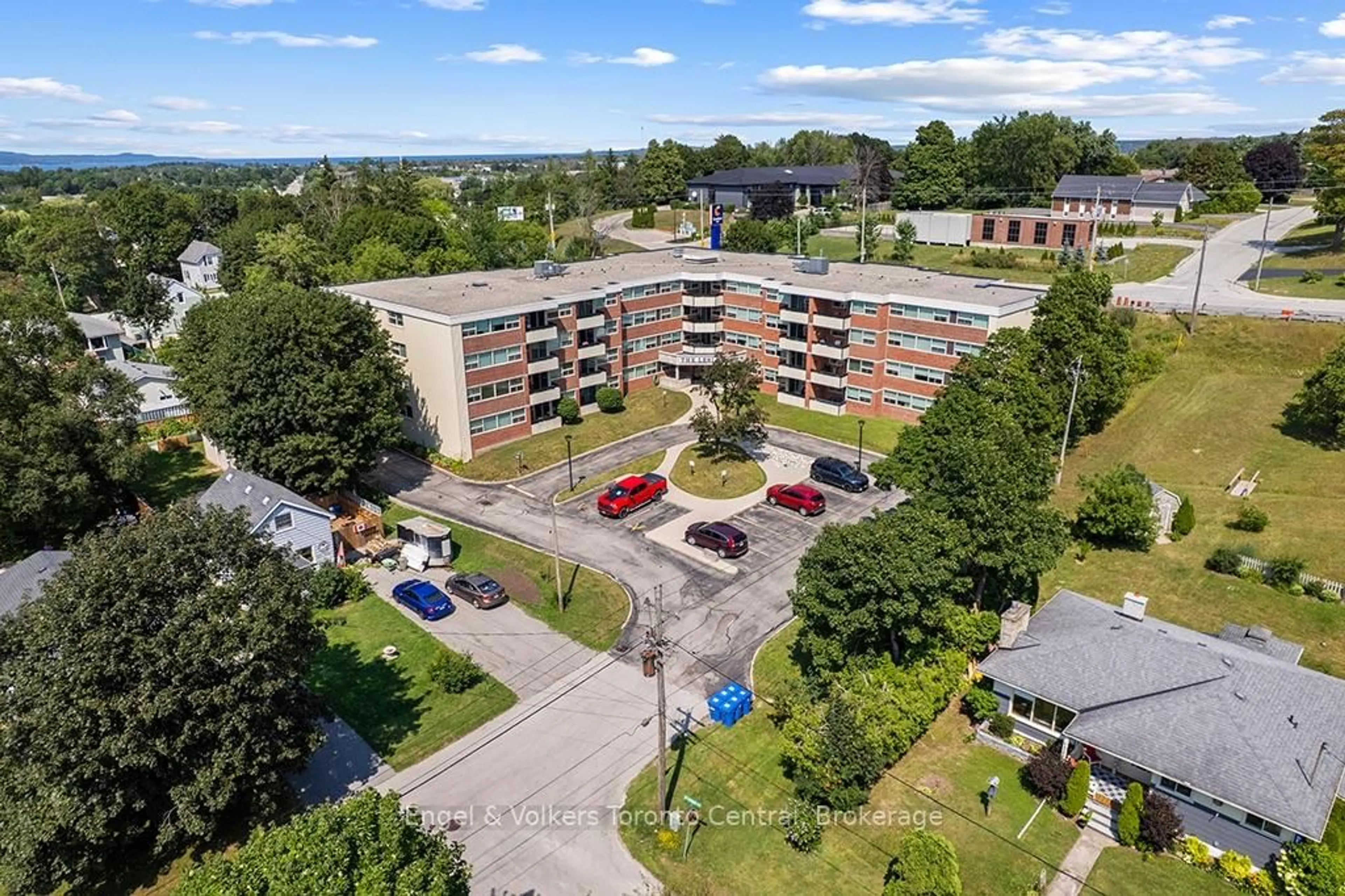 A pic from outside/outdoor area/front of a property/back of a property/a pic from drone, city buildings view from balcony for 860 9TH St #402, Owen Sound Ontario N4K 1R2