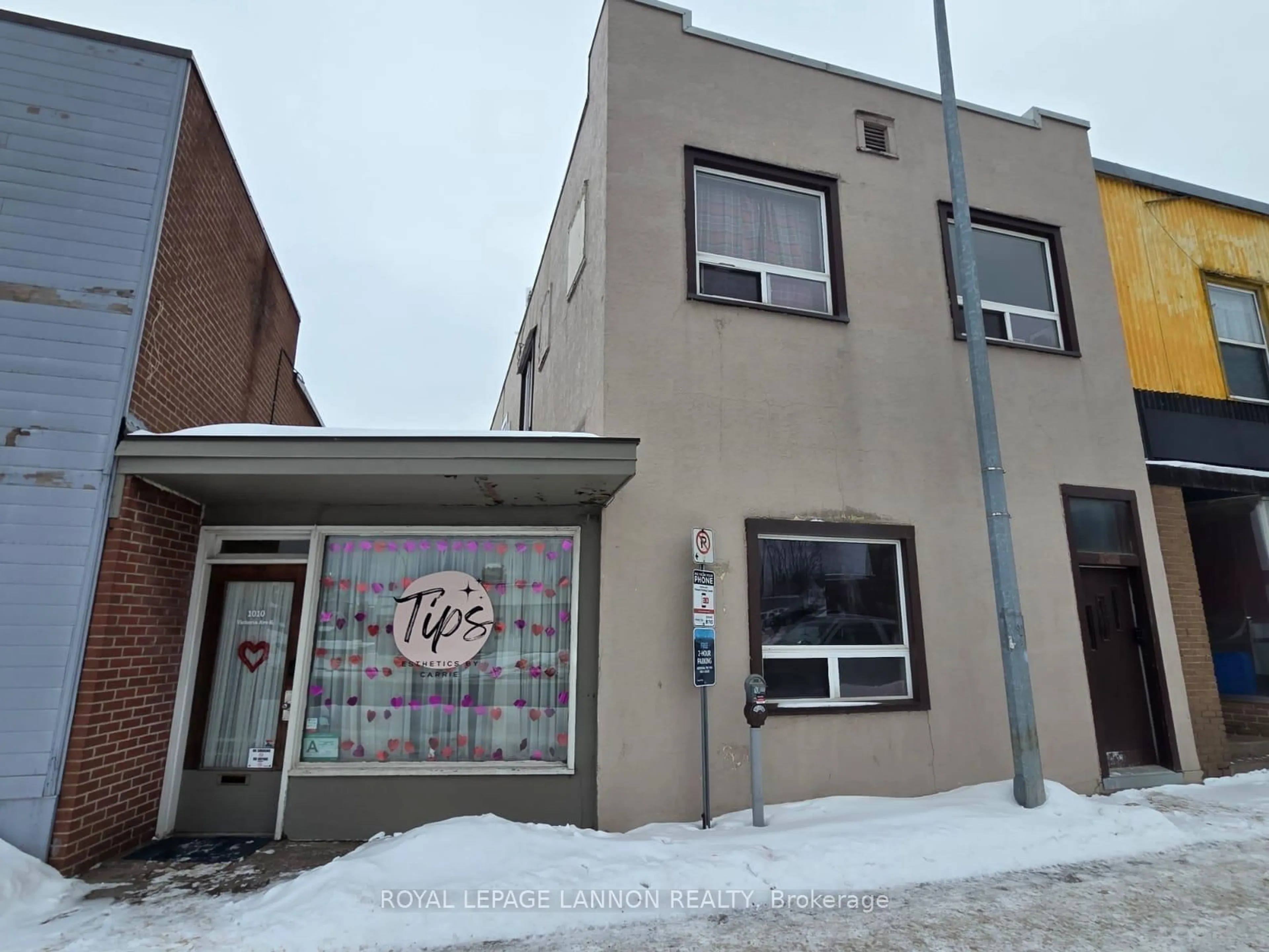 Unknown for 1012 Victoria Ave, Thunder Bay Ontario P7C 1B6