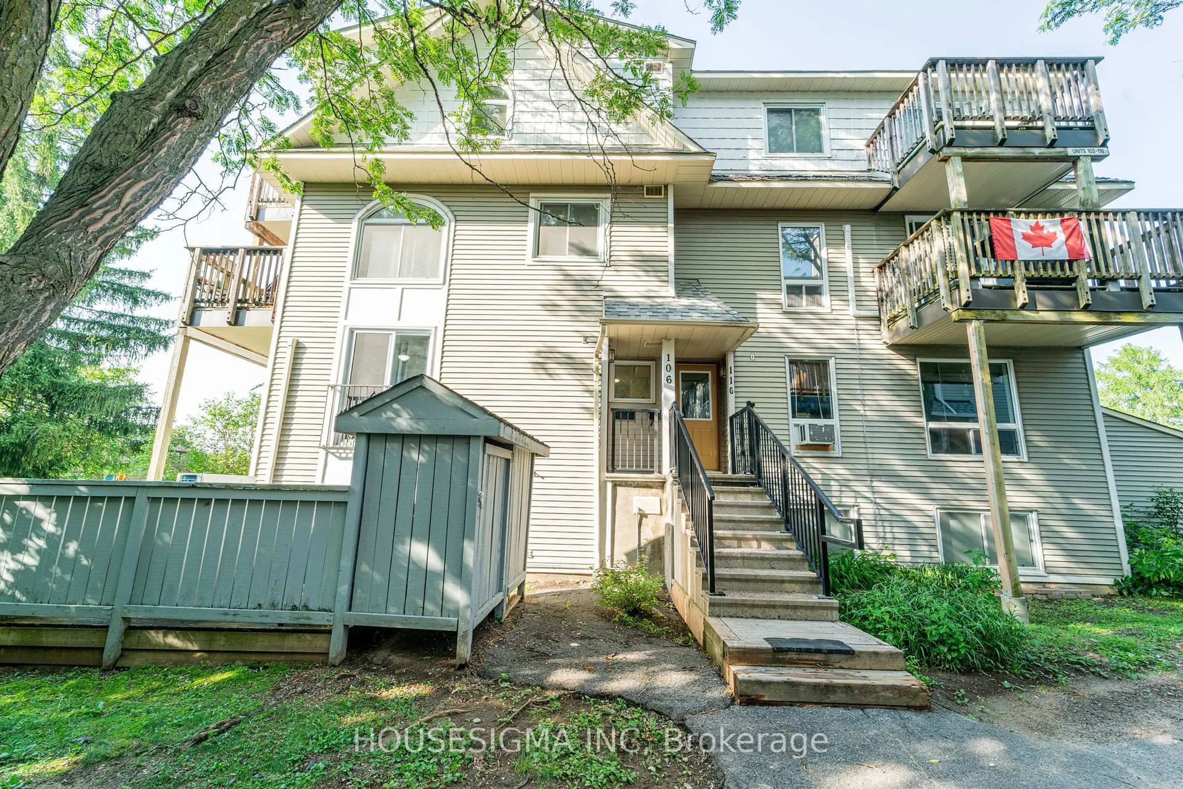 Unknown for 106 Tanguay Crt, Ottawa Ontario K2L 3X8