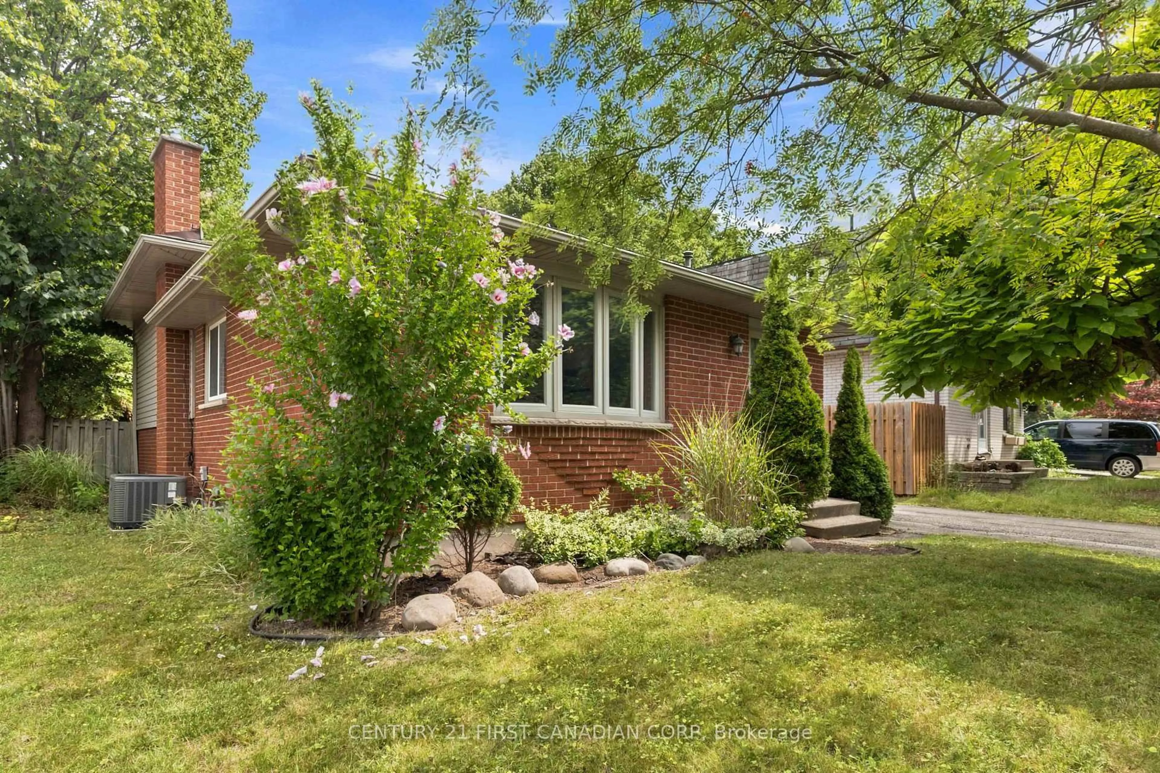 Home with brick exterior material, street for 436 FERNDALE Ave, London South Ontario N6C 2Z1