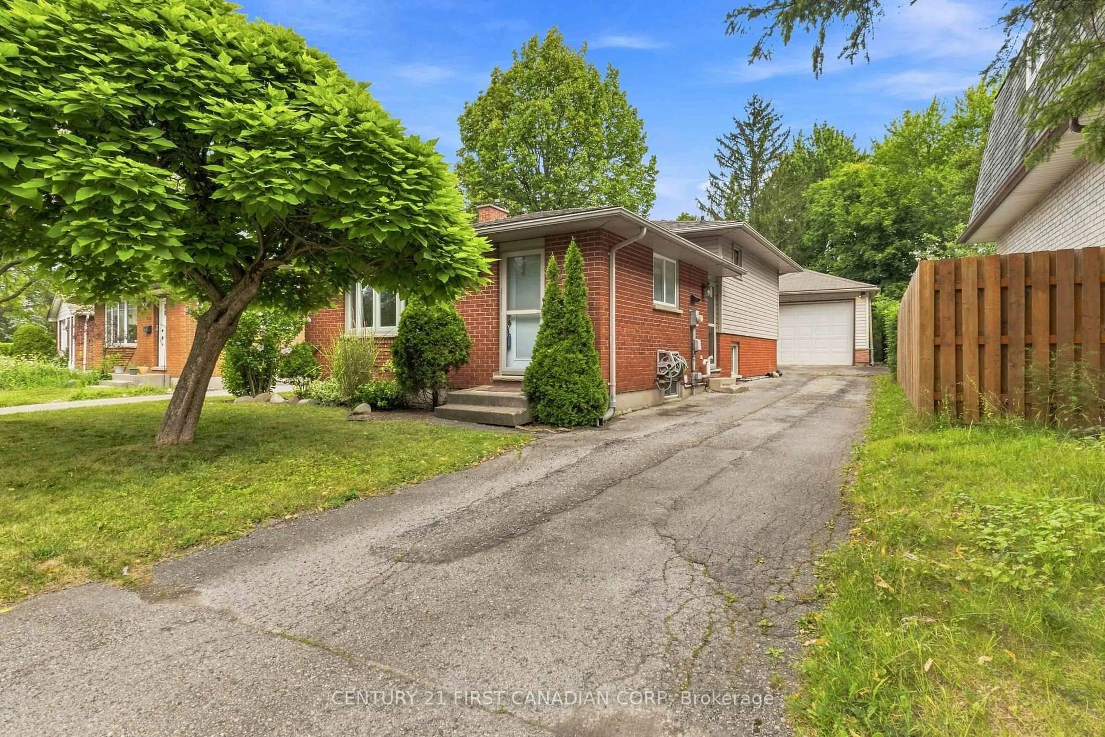 Unknown for 436 FERNDALE Ave, London South Ontario N6C 2Z1