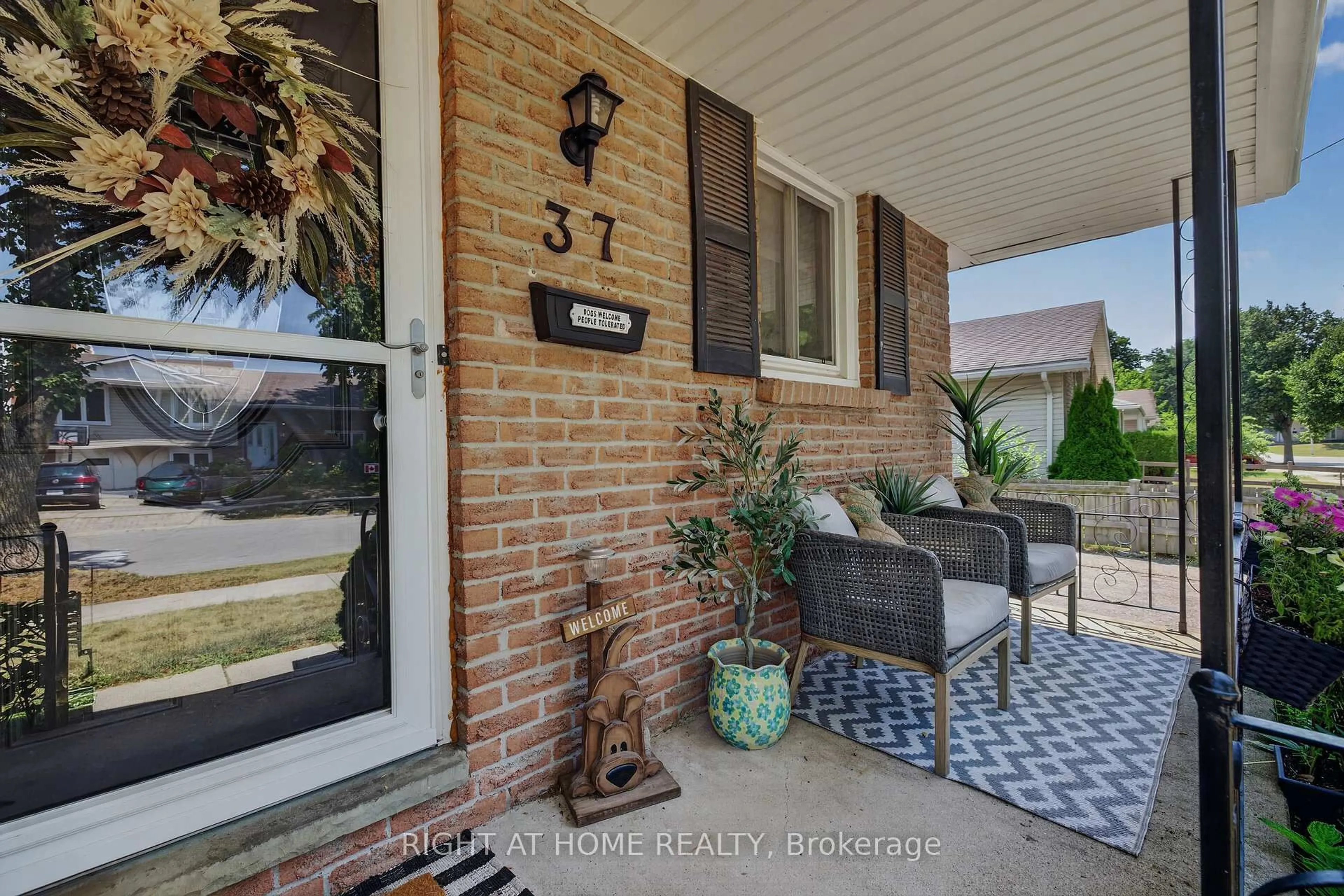 Home with brick exterior material, street for 37 RENNY Cres, London South Ontario N6E 2C4