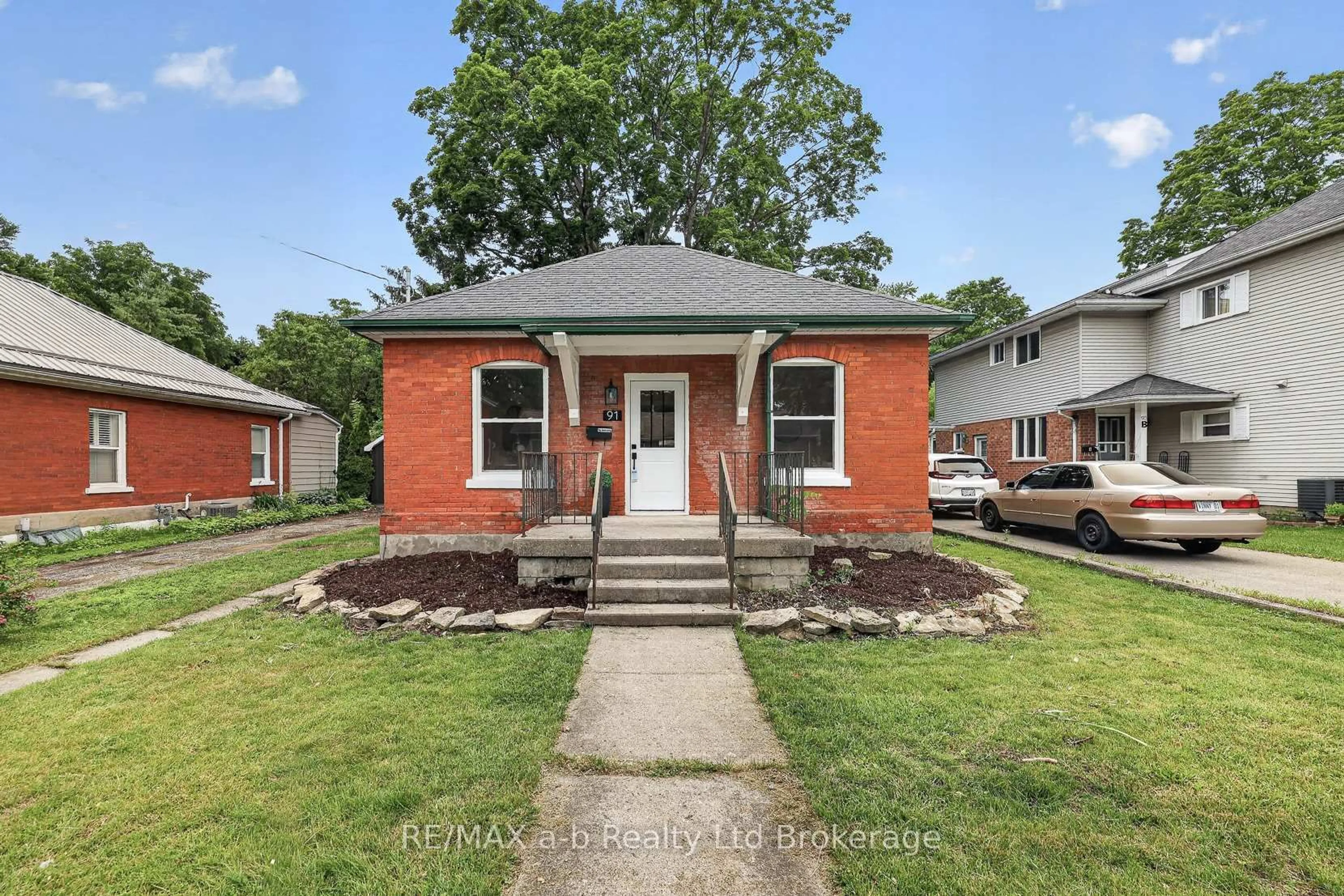 Home with brick exterior material, street for 91 Winniett St, Woodstock Ontario N4S 5Z6