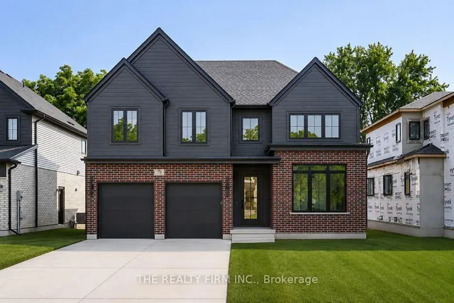 79 Royal Cres, Southwold 3