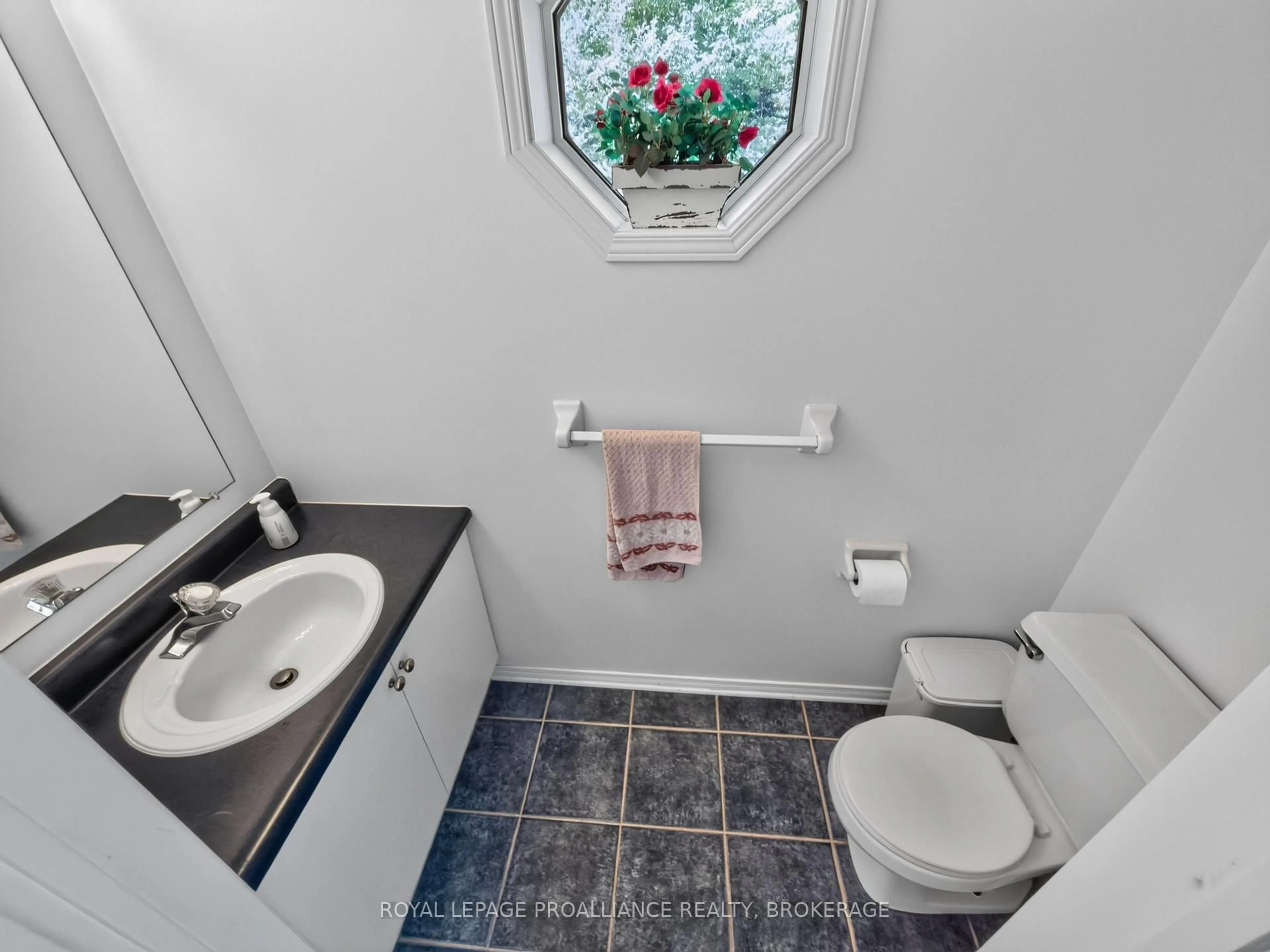 Standard bathroom, ceramic/tile floor for 5267 Holmes Rd, Inverary Ontario K0H 1X0