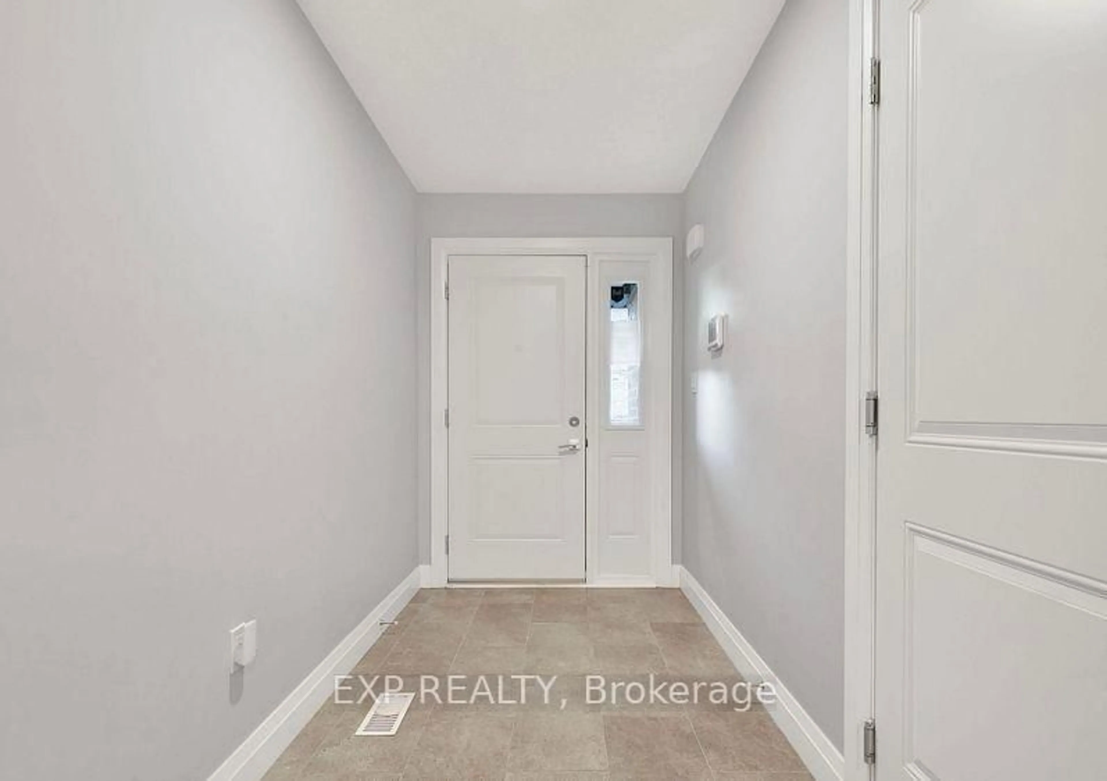 Indoor entryway for 61 Vienna Rd #14, Tillsonburg Ontario N4G 0J6
