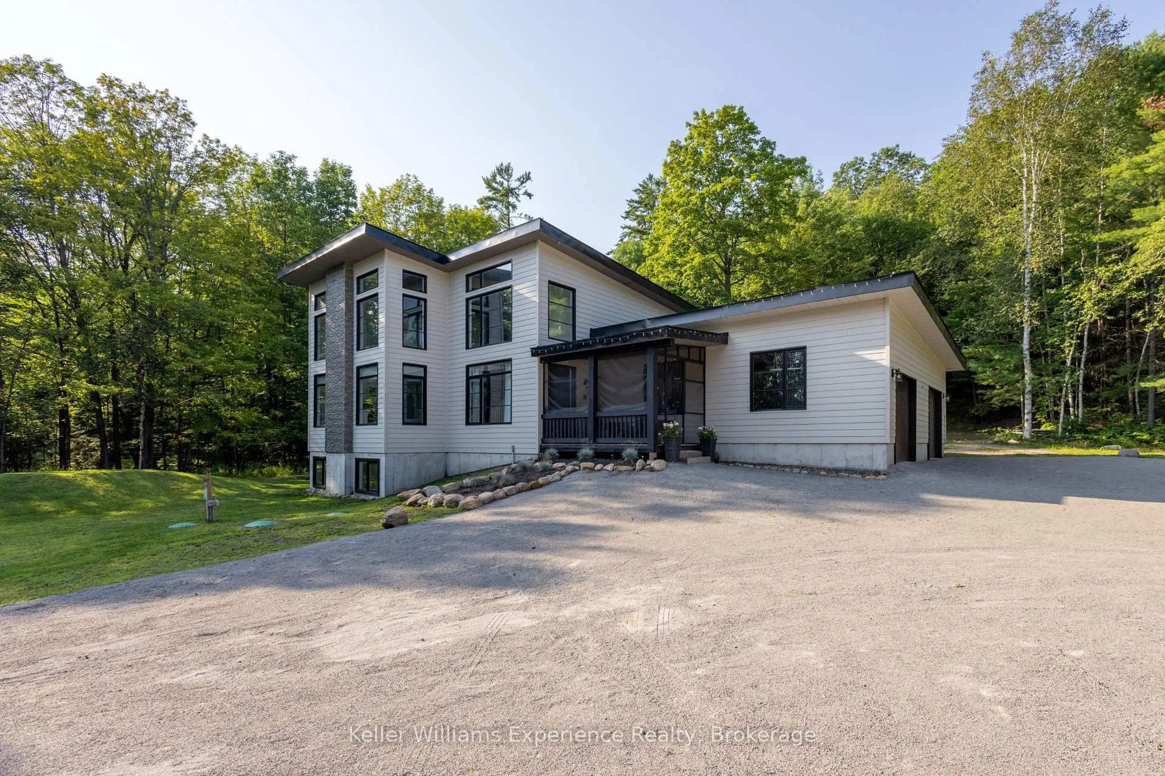 Unknown for 1739 Fraserburg Rd, Bracebridge Ontario P1L 1X3