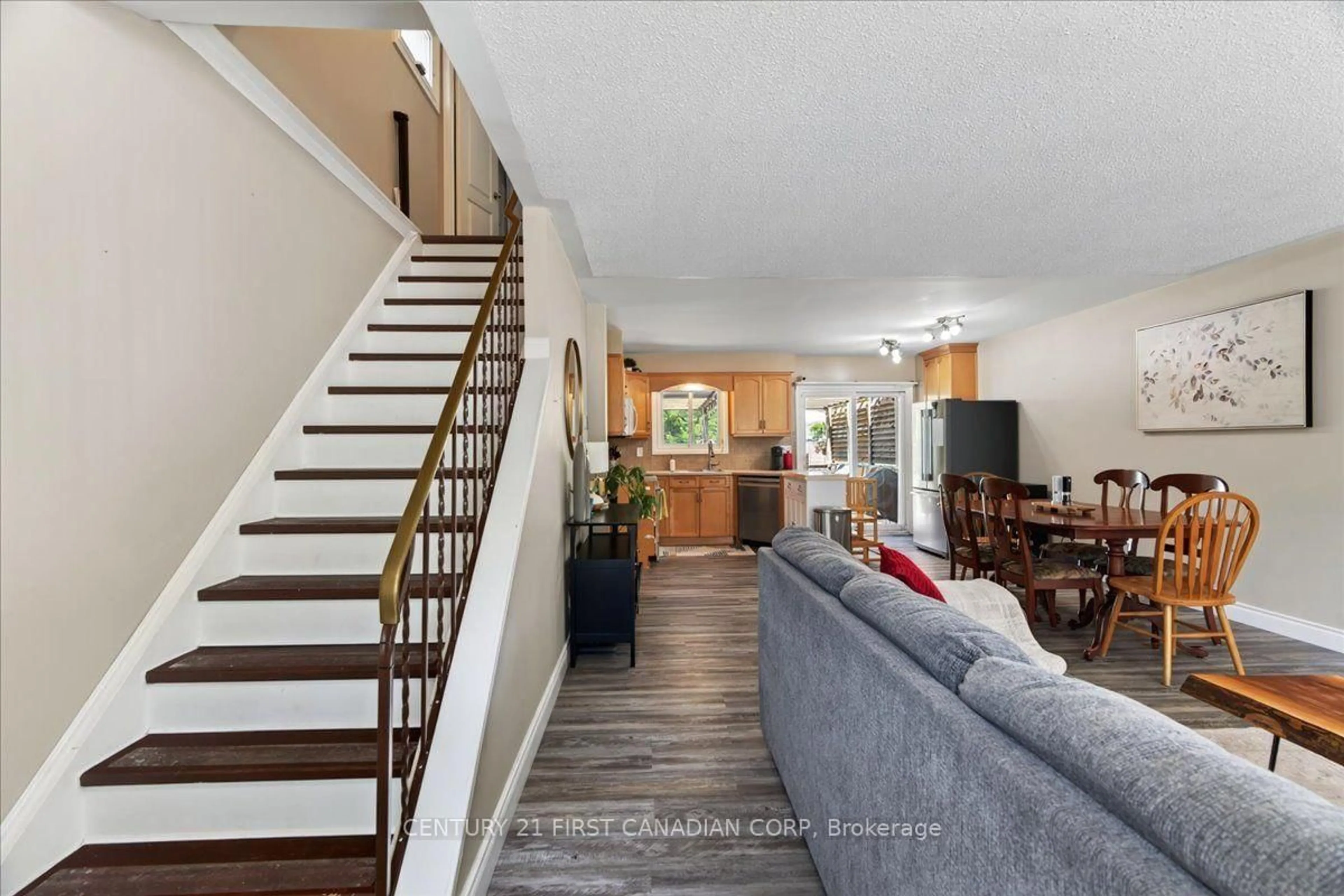 Unknown for 248 Ardsley Cres, London North Ontario N6G 3W7