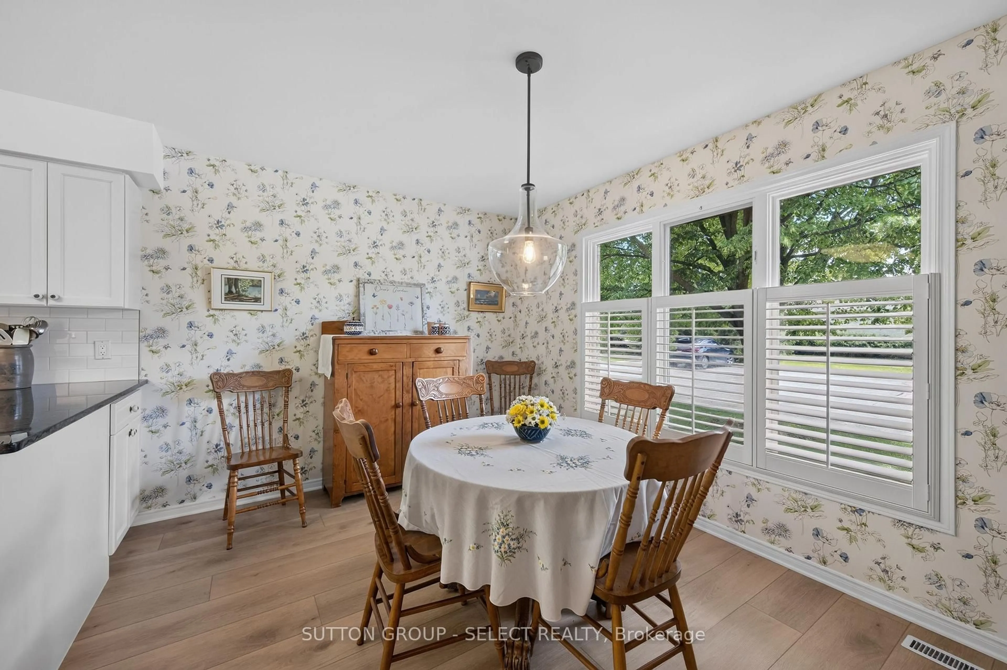 Dining room, unknown for 99 Edgevalley Rd #43, London East Ontario N5Y 5N1