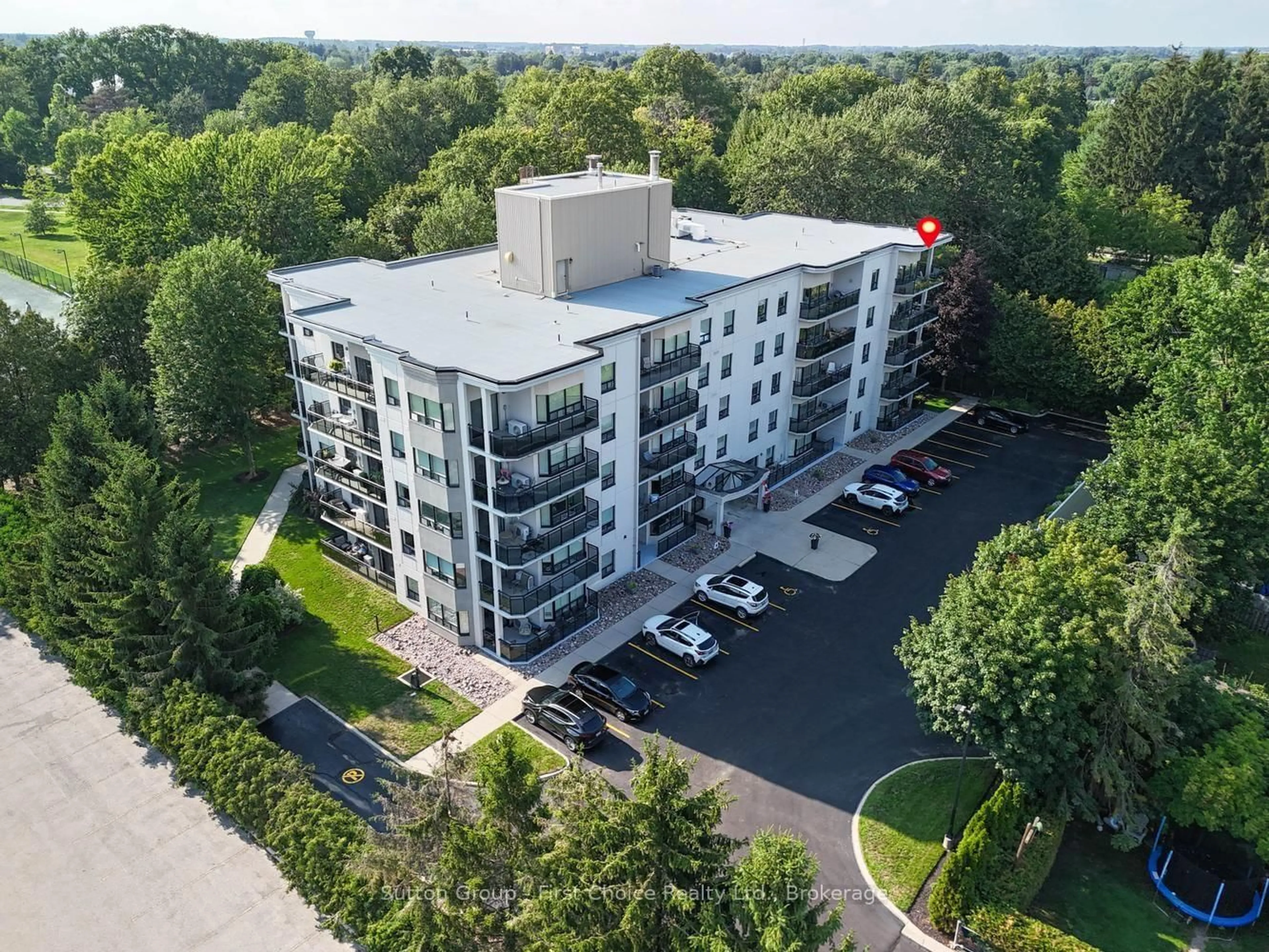 A pic from outside/outdoor area/front of a property/back of a property/a pic from drone, building for 160 Romeo St #505, Stratford Ontario N5A 4S9