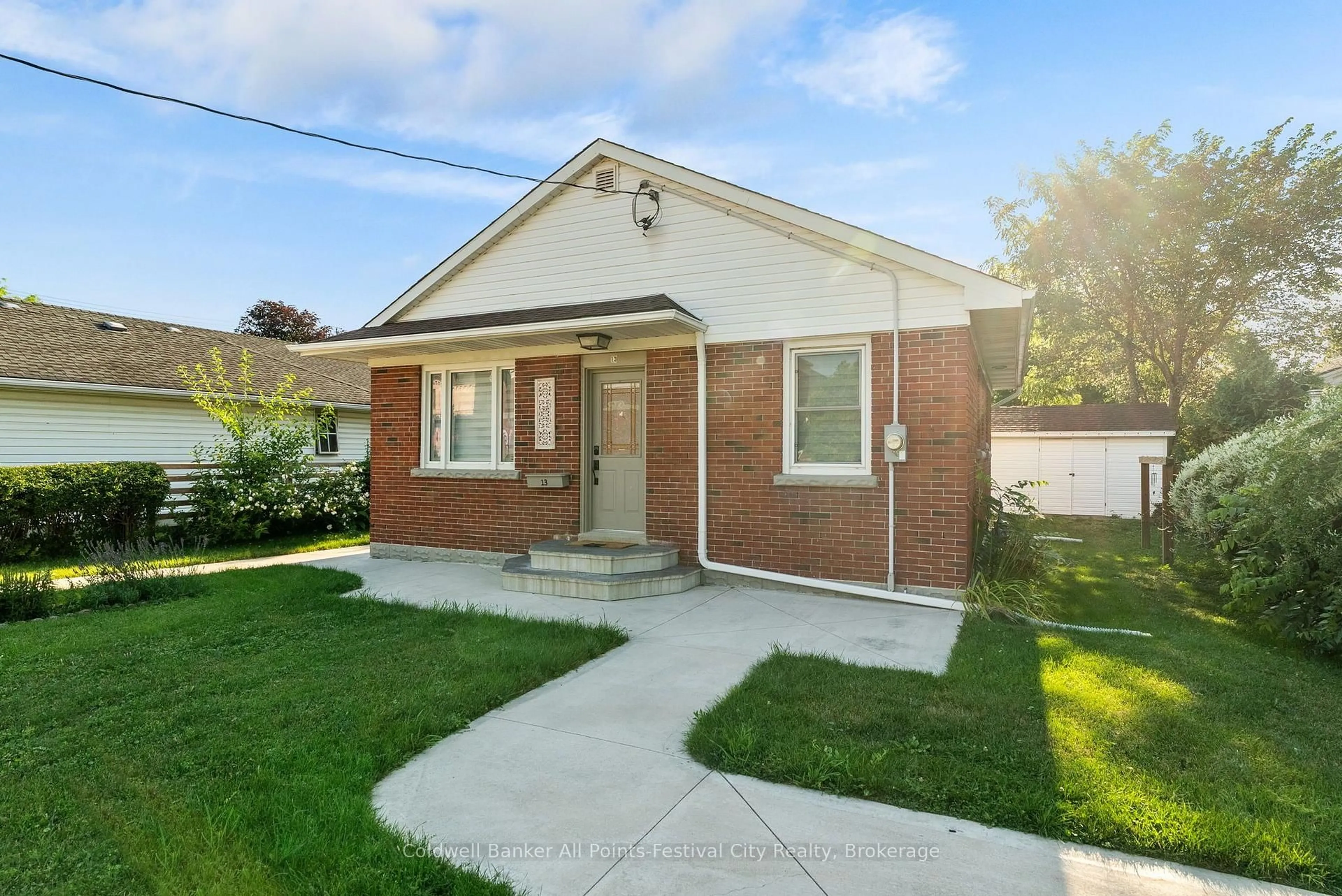 Home with brick exterior material, street for 13 Waterloo St, Goderich Ontario N7A 2W1