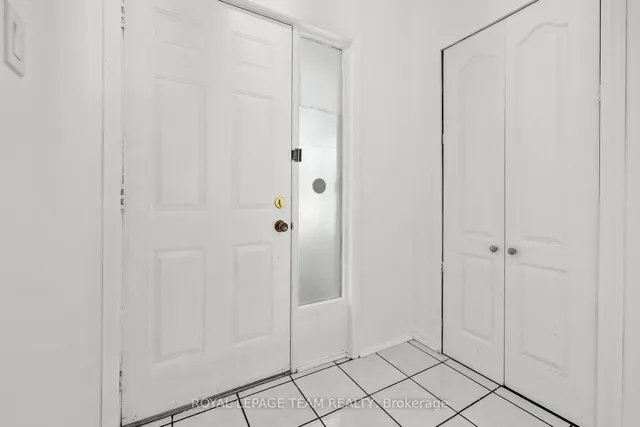 81 Rueter St, Ottawa 3