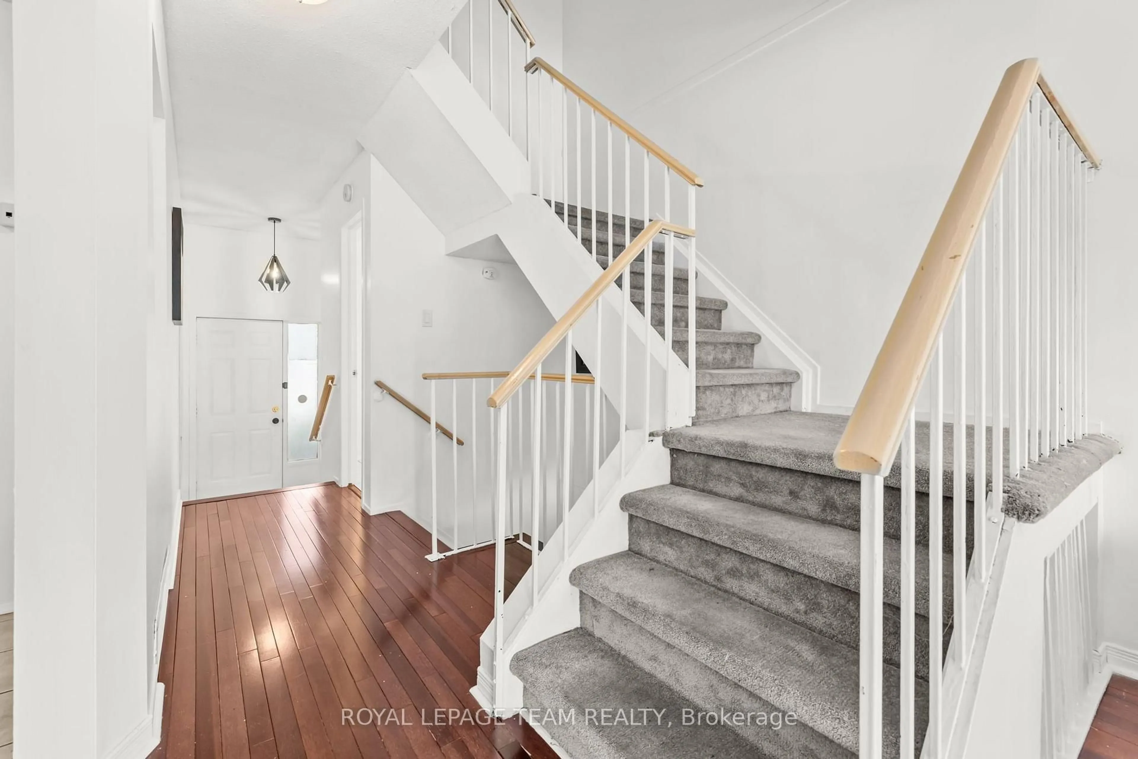 Stairs for 81 Rueter St, Ottawa Ontario K2J 3V6