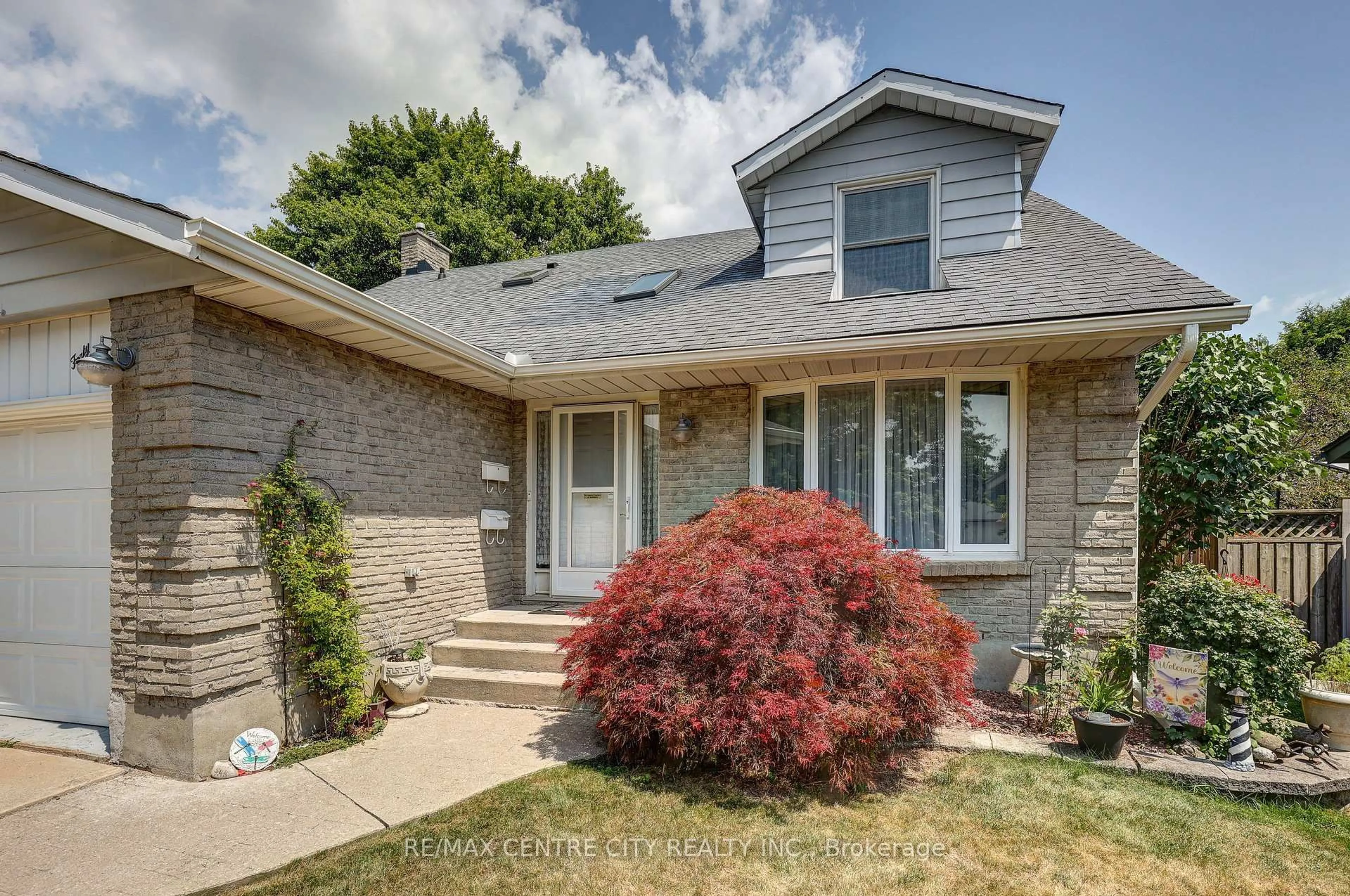 Home with brick exterior material, street for 48 Clarendon Cres, London South Ontario N6C 5B8