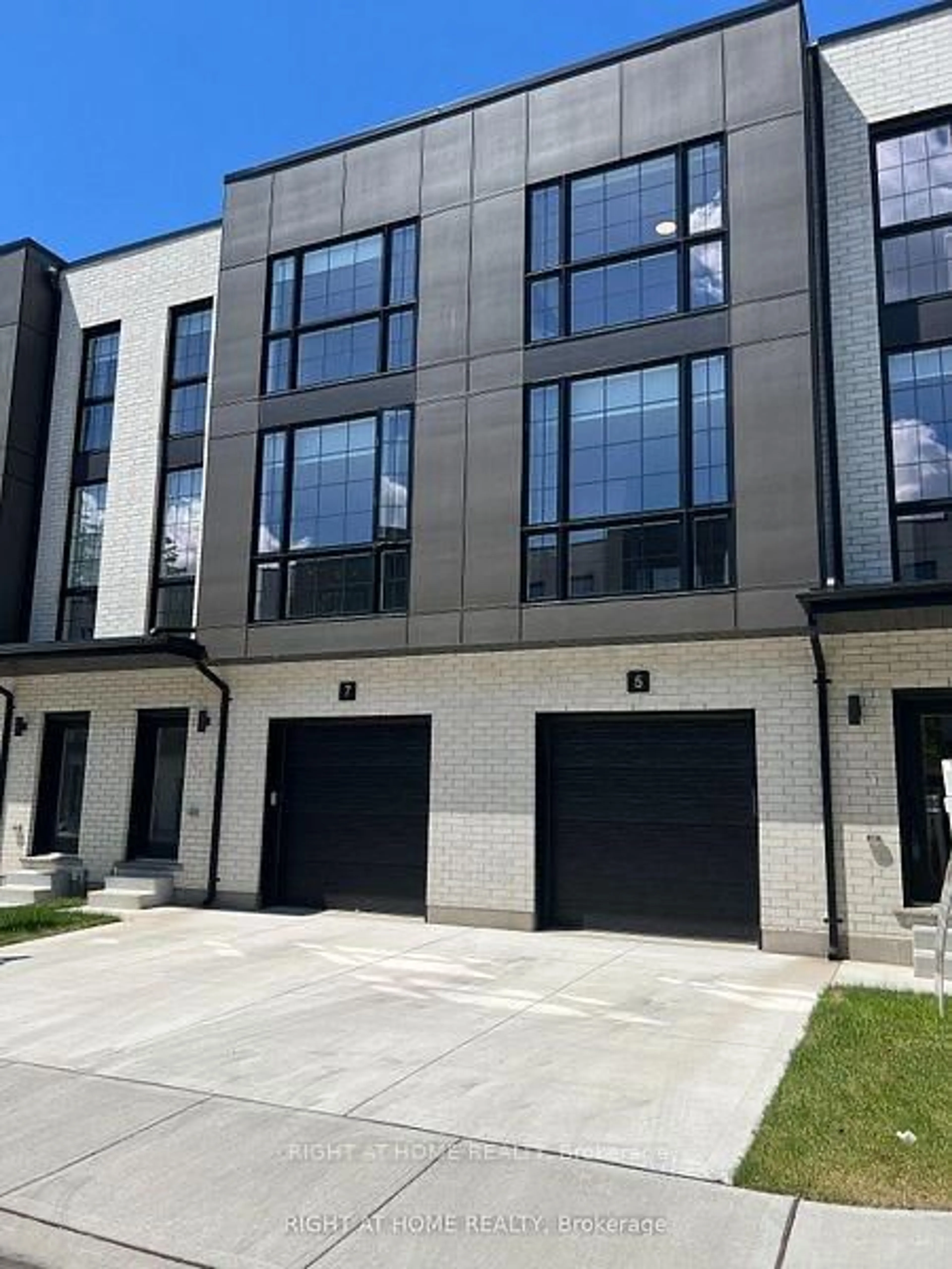 Home with brick exterior material, street for 2500 MAIN St #15, London South Ontario N6P 1T5