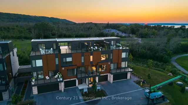 117 Sladden Crt # 22, Blue Mountains 2