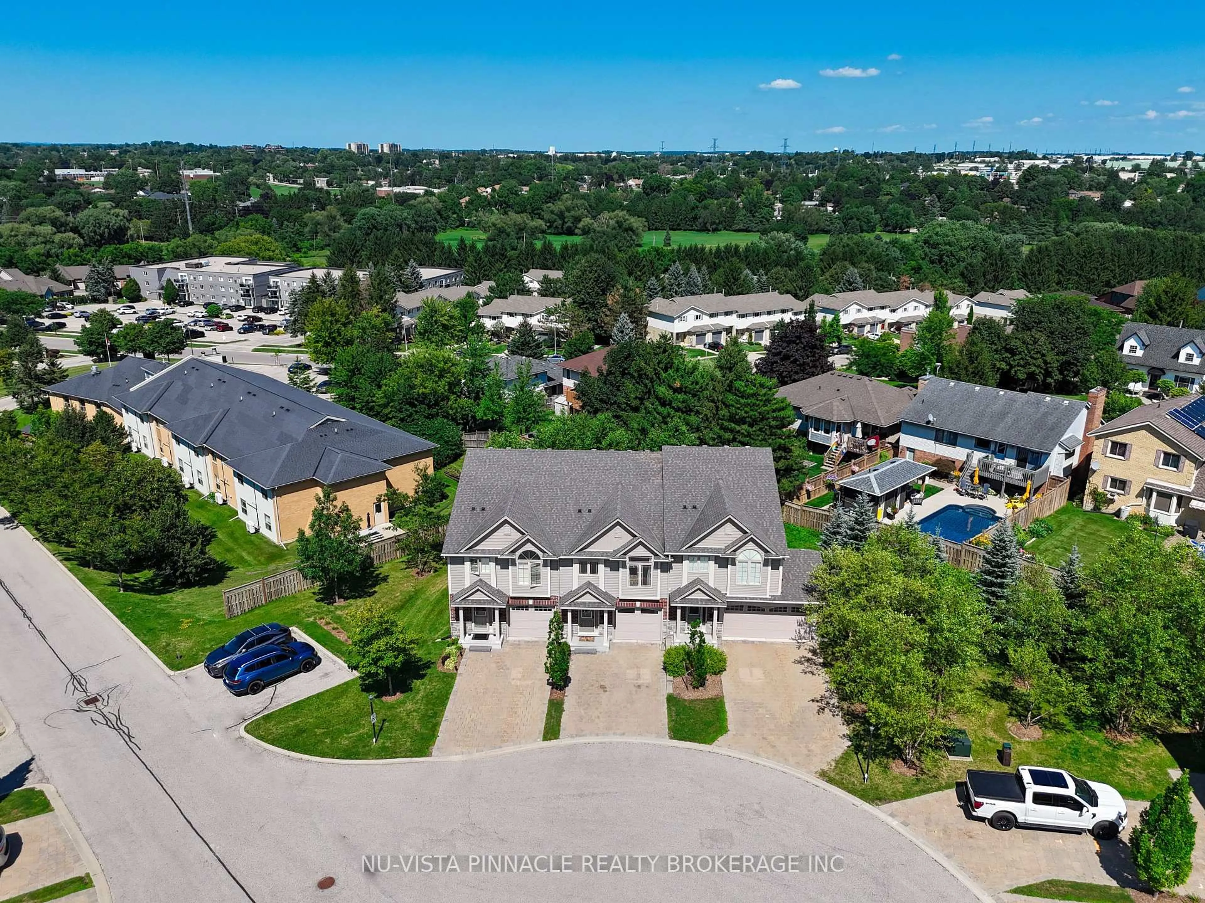A pic from outside/outdoor area/front of a property/back of a property/a pic from drone, unknown for 176 Ferguson Dr #18, Woodstock Ontario N4V 0C6